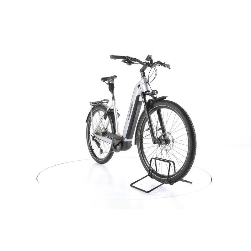 2nd Life - Cube Kathmandu Hybrid SLX Trekking E-Bike Lage instap  - Stan dobry