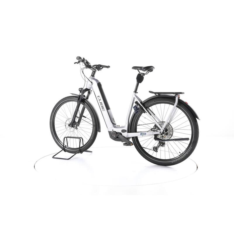 2nd Life - Cube Kathmandu Hybrid SLX Trekking E-Bike Lage instap  - Stan dobry