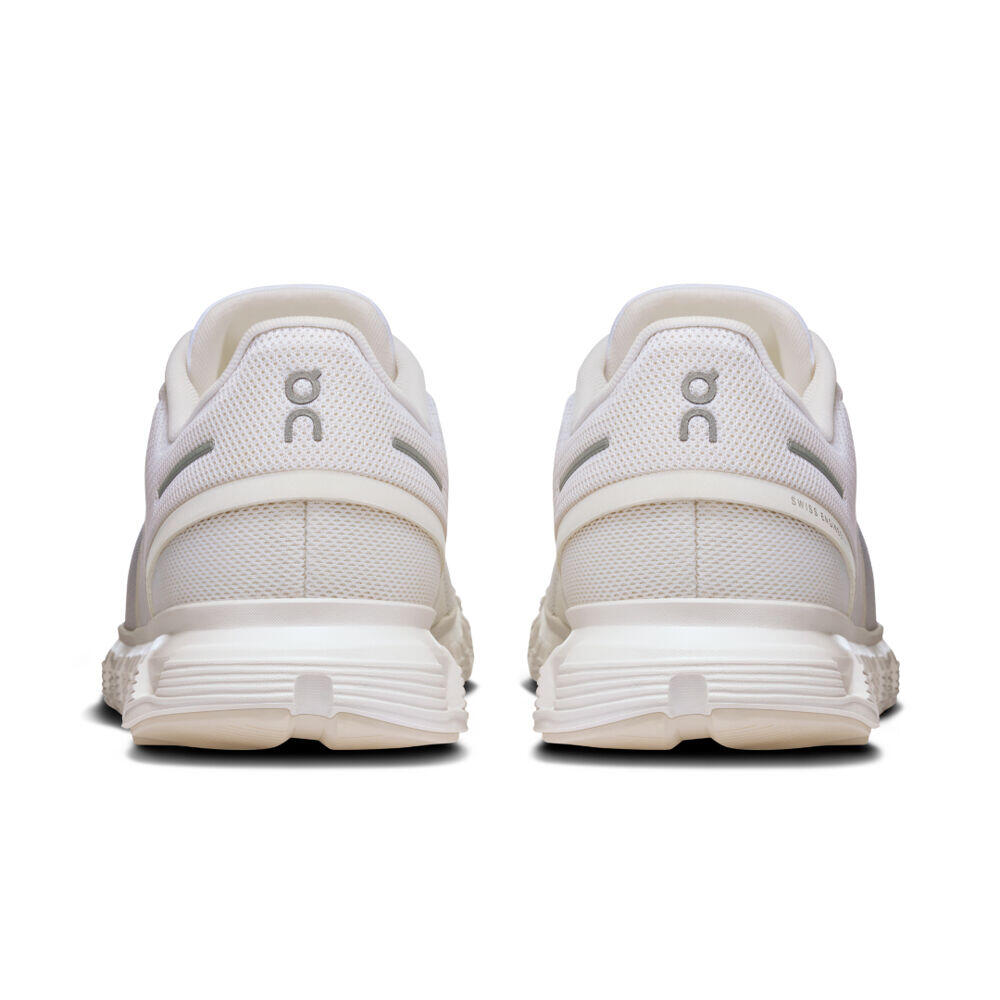 Zapatillas Blancas On Running Cloud 6 Woman White Cómodas y Ligeras 4/5