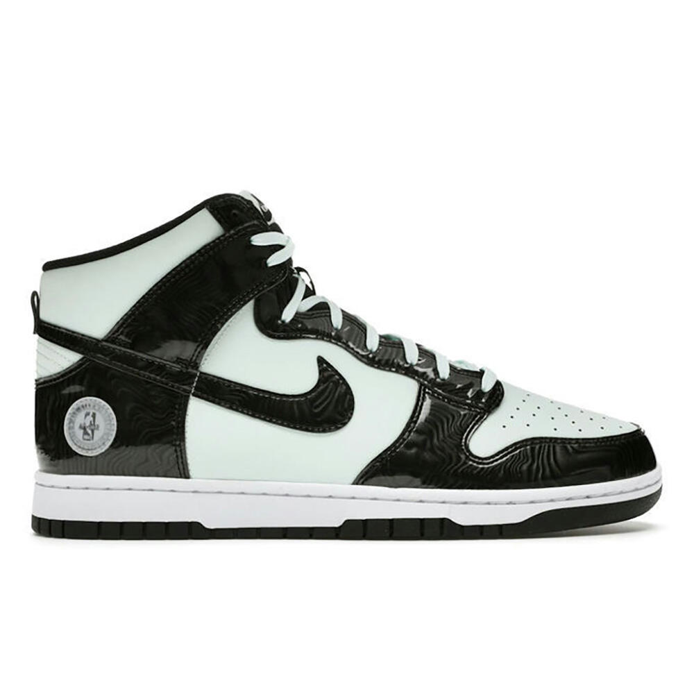 NIKE picture