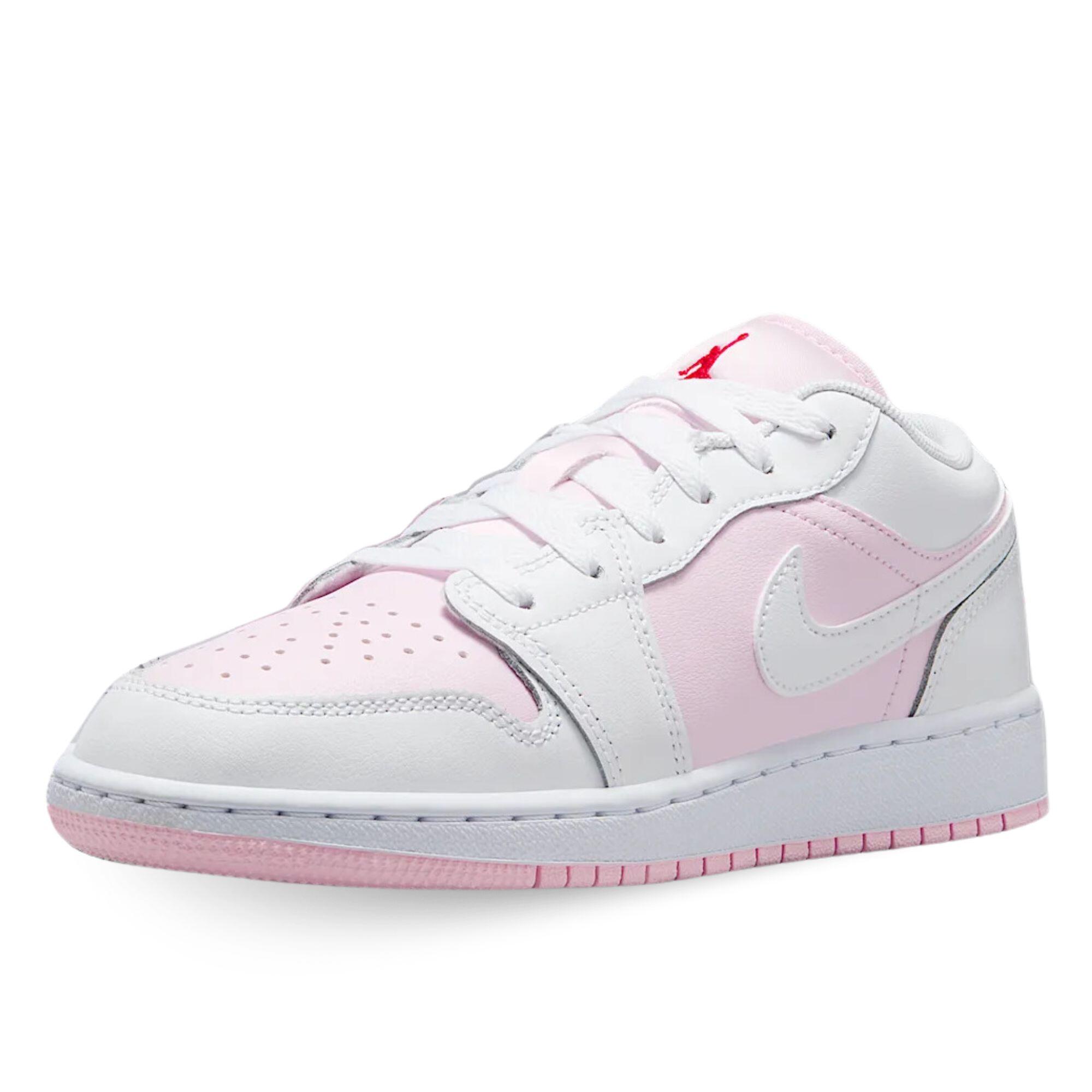NIKE picture