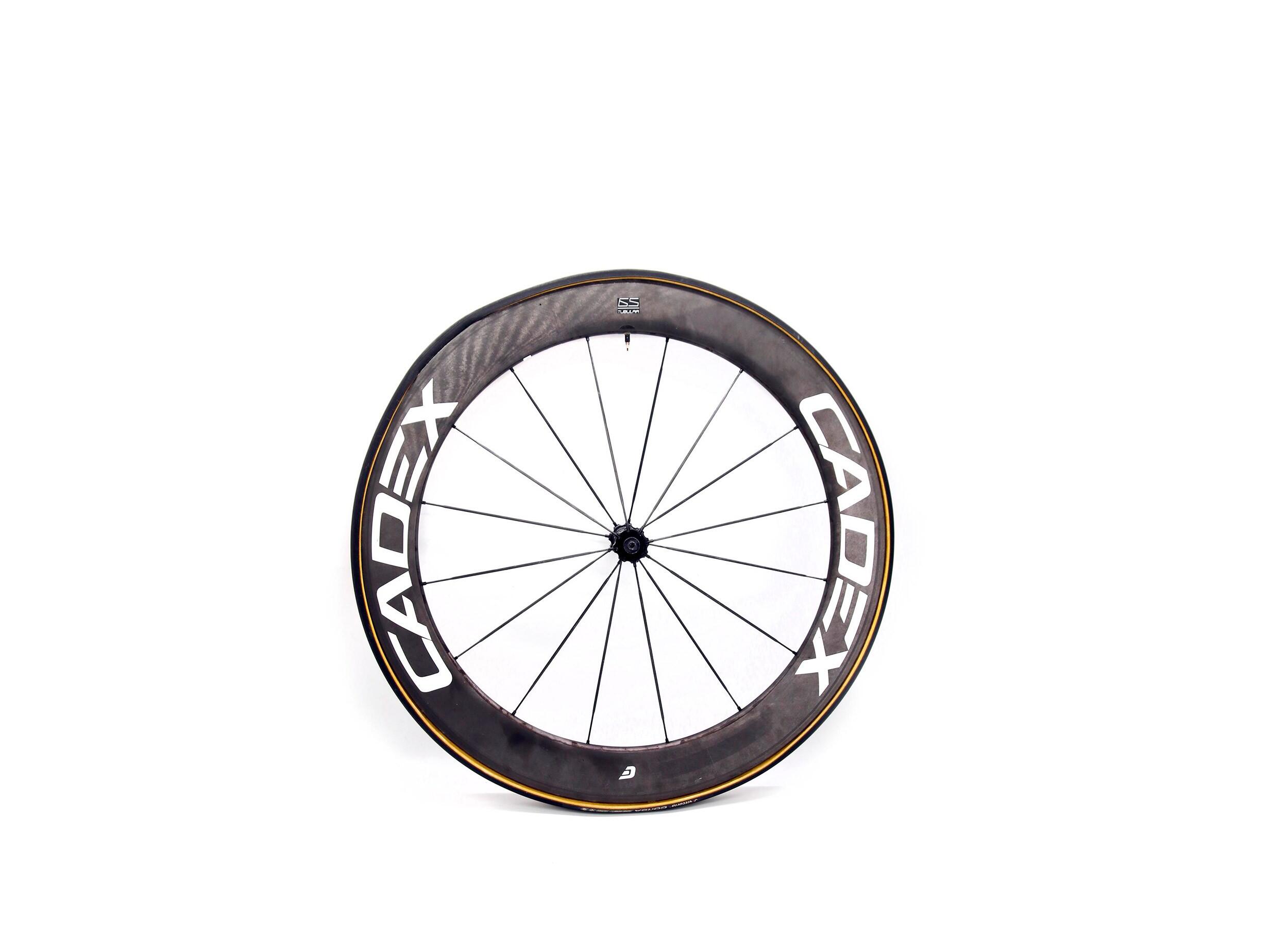 Segunda vida · bicicleta de estrada rueda delantera cadex 65 tubular