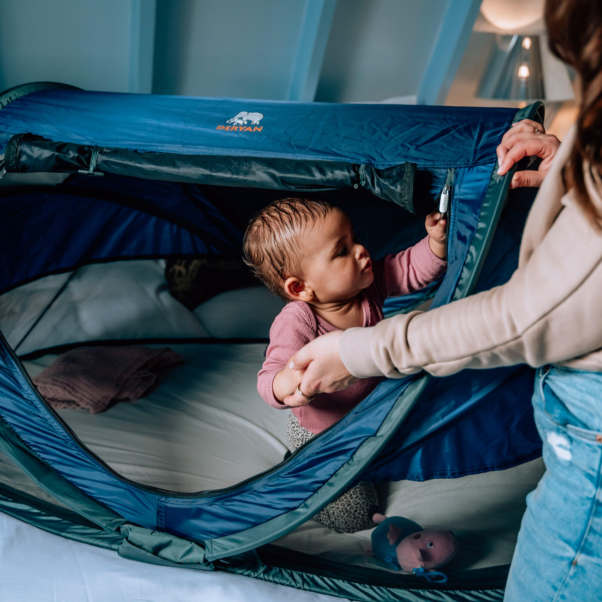 Lit de Voyage Luxe pour Tout-Petit - Matelas Auto-Gonflant Inclus - Bleu Marine 7/8