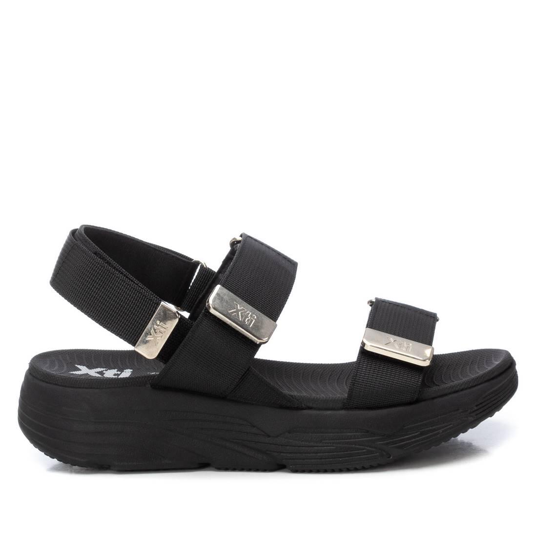 Sandalias planas mujer xti negro