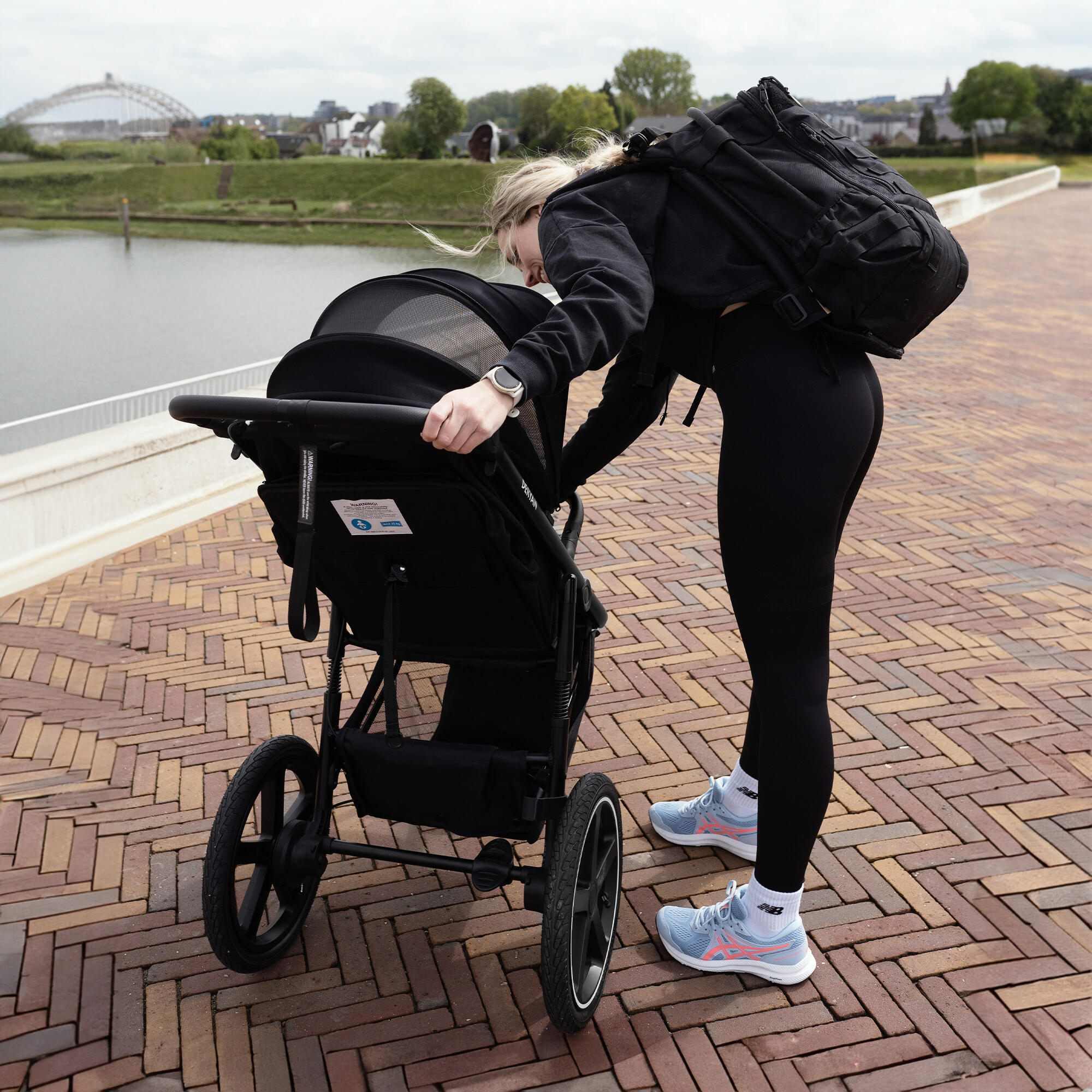 Luxe Bolt hardloop kinderwagen - Jogging buggy - Runner - All Terrain - Cream 4/8