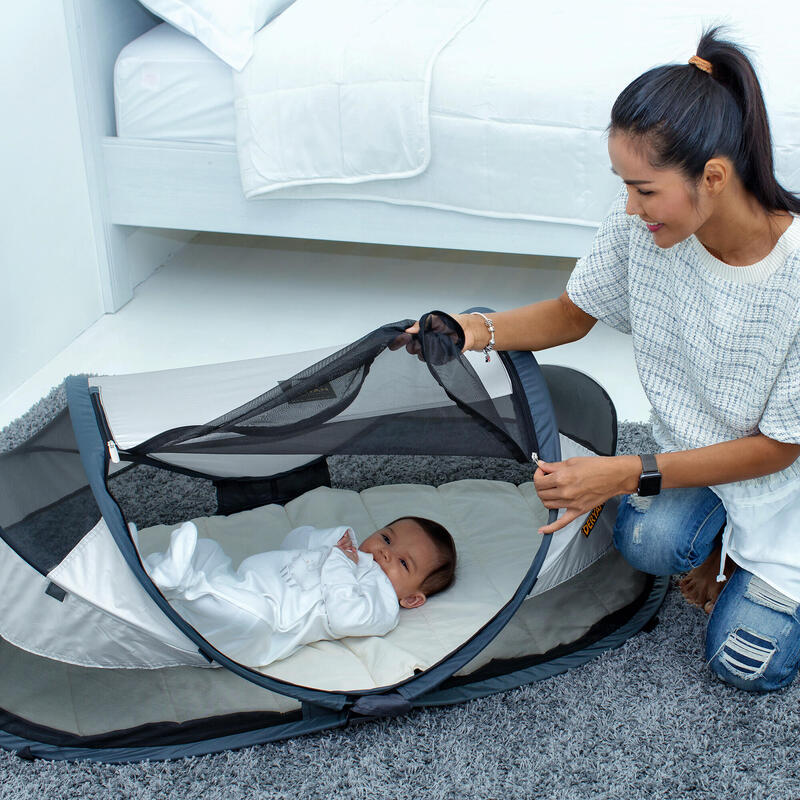 Pătuț Călătorie Multifuncțional Baby Luxe cu saltea autogonflabilă - Argintiu
