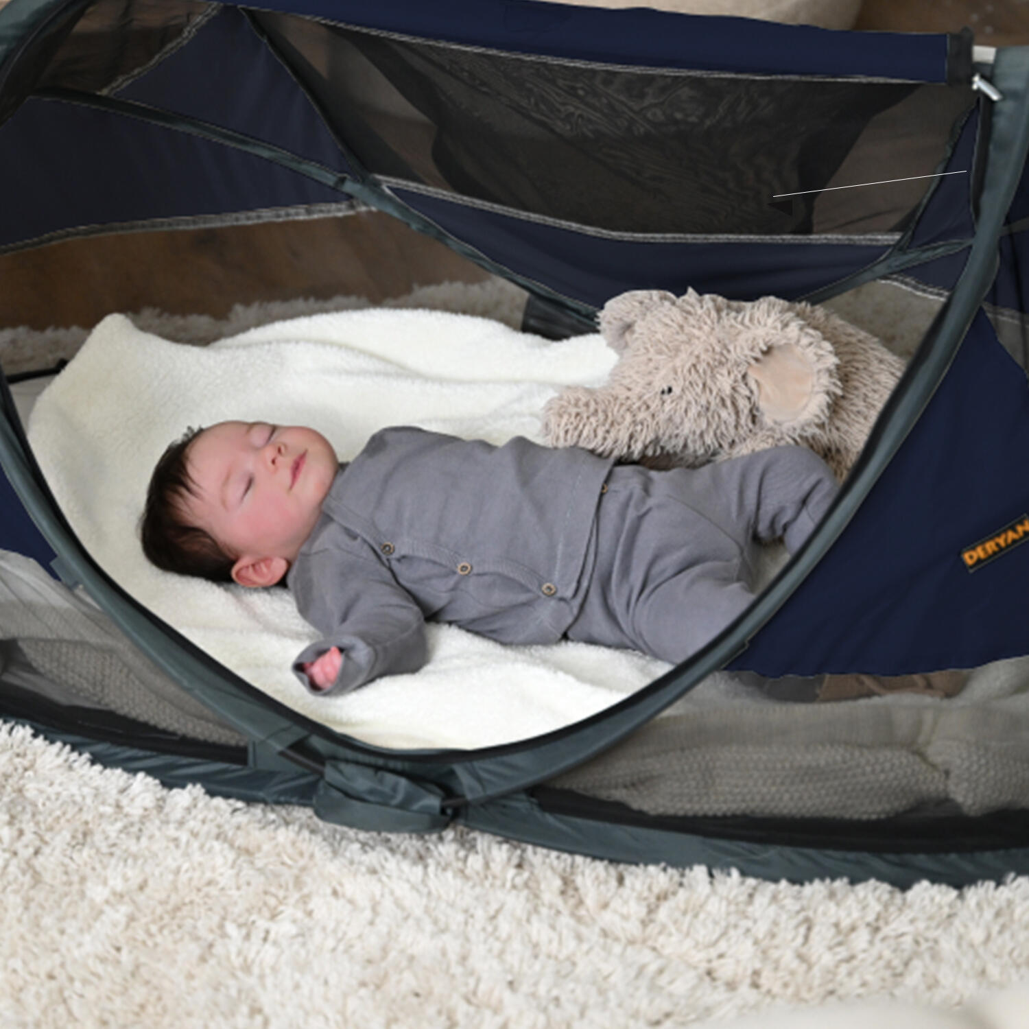 Deryan Baby Luxe Campingbedje – Inclusief zelfopblaasbare matras - Navy 6/7
