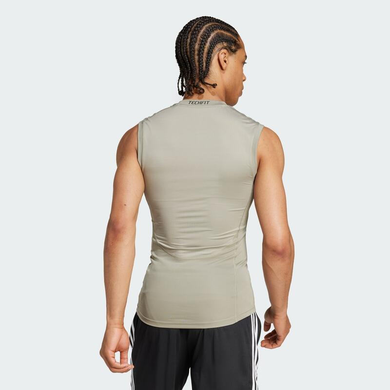 T-shirt de training sans manches compression TECHFIT