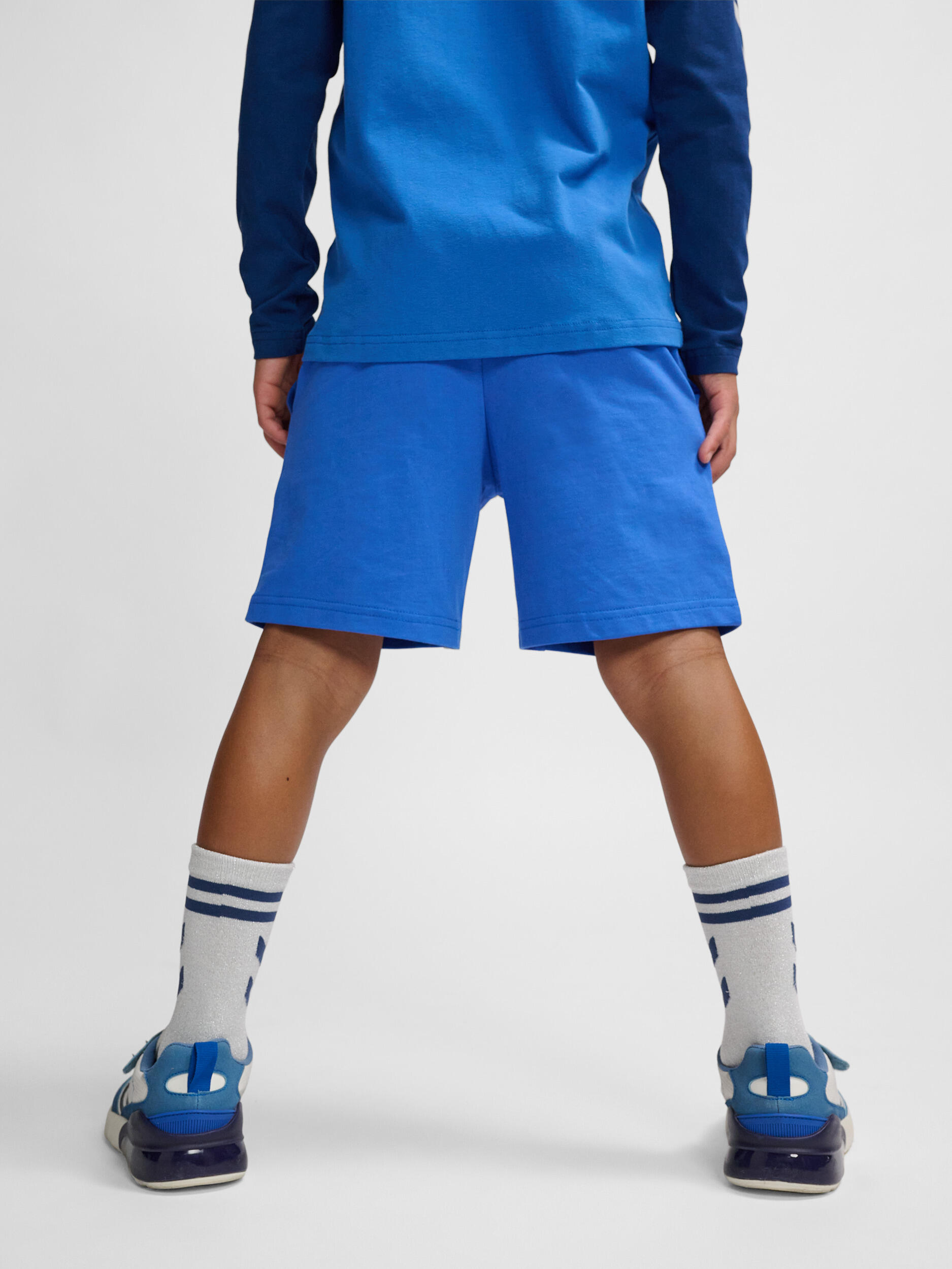 Enfiler Short Hmlbassim Mode De Vie Garçon 2/7