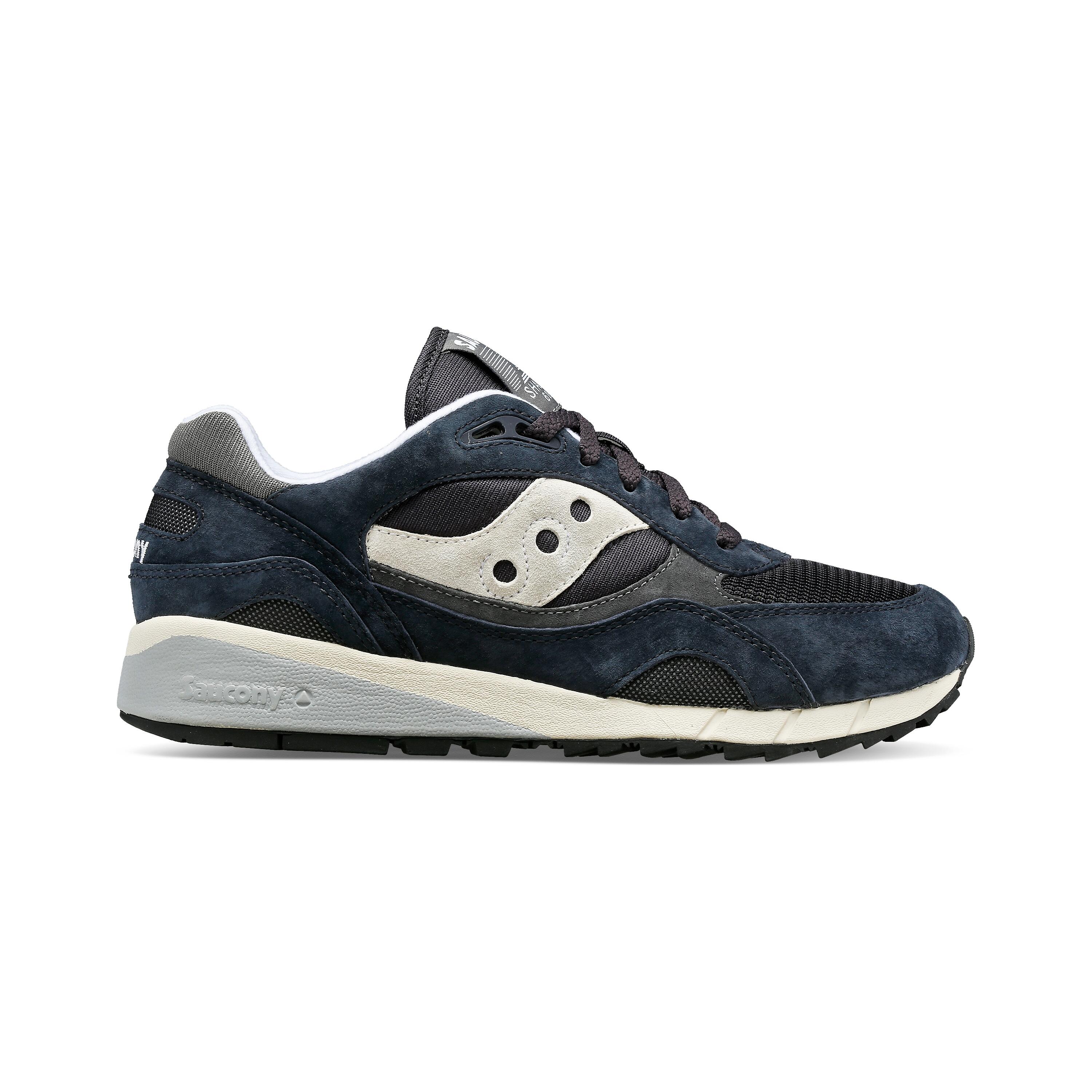 SAUCONY picture