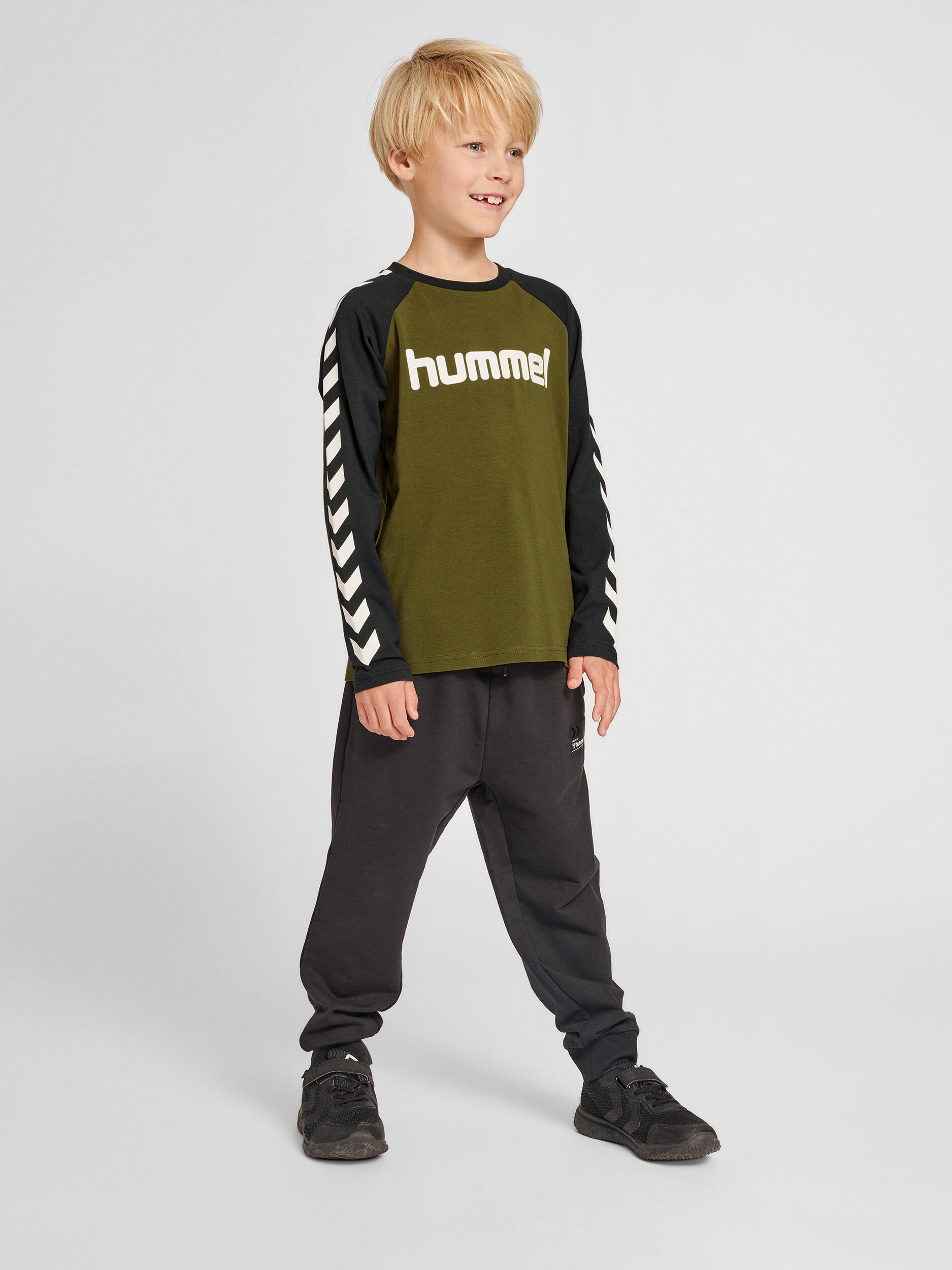 Enfiler T-Shirt Hmlboys Mode De Vie Garçon 2/7