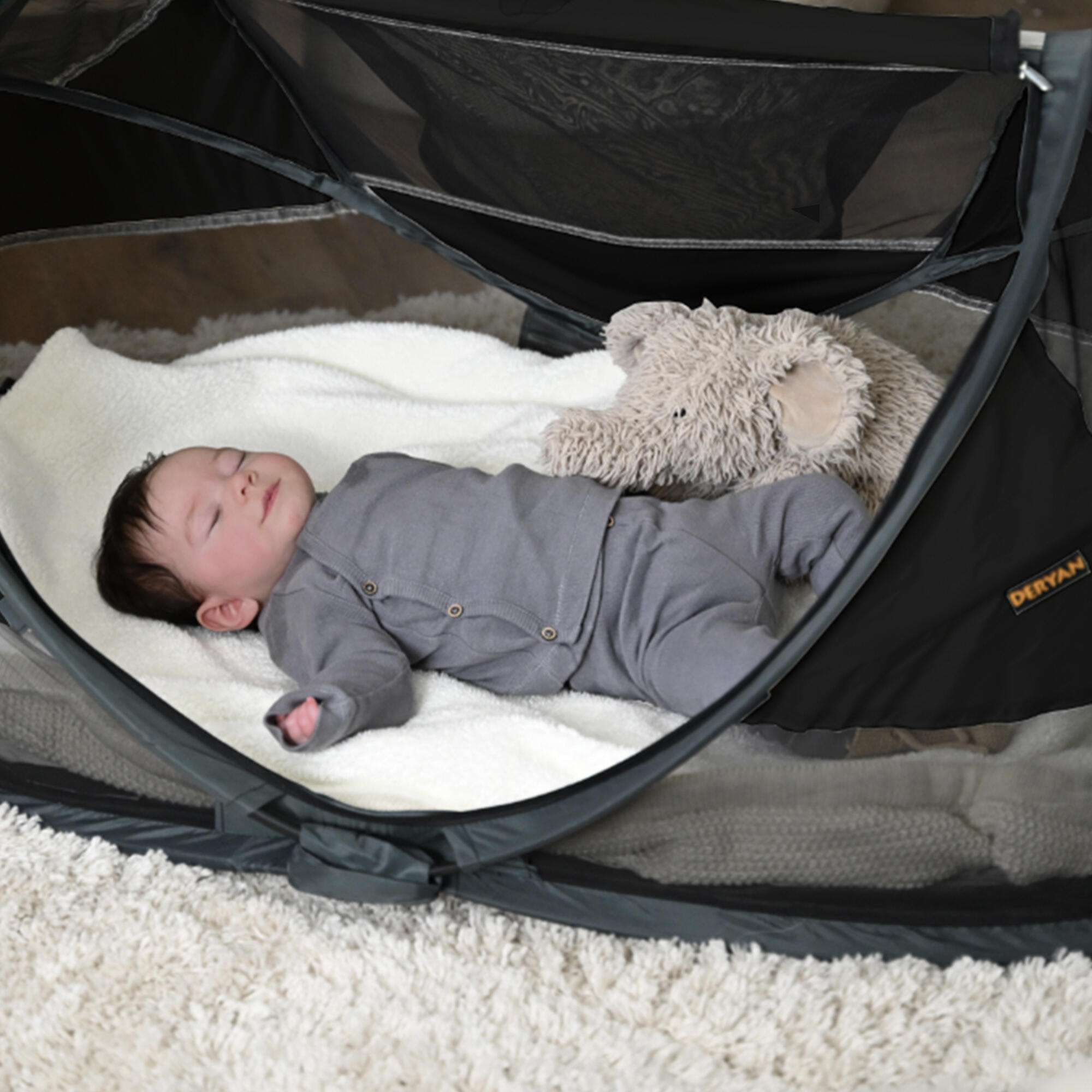 Lit de camping Baby Luxe Avec matelas autogonflant Noir DERYAN