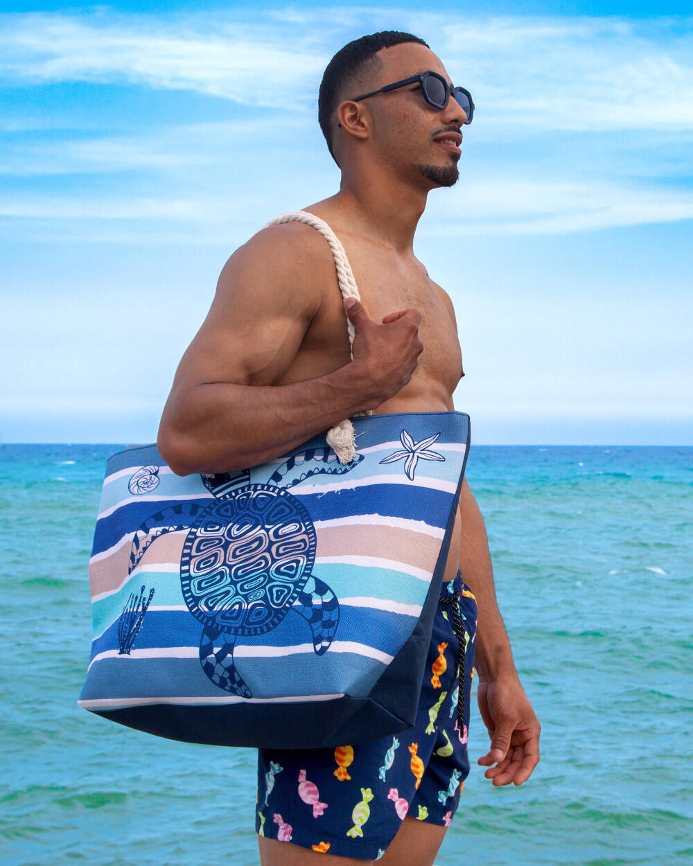 BOLSO ESTAMPADO DE PLAYA CON MONEDERO TORTUGA RAYAS AZUL 5/5