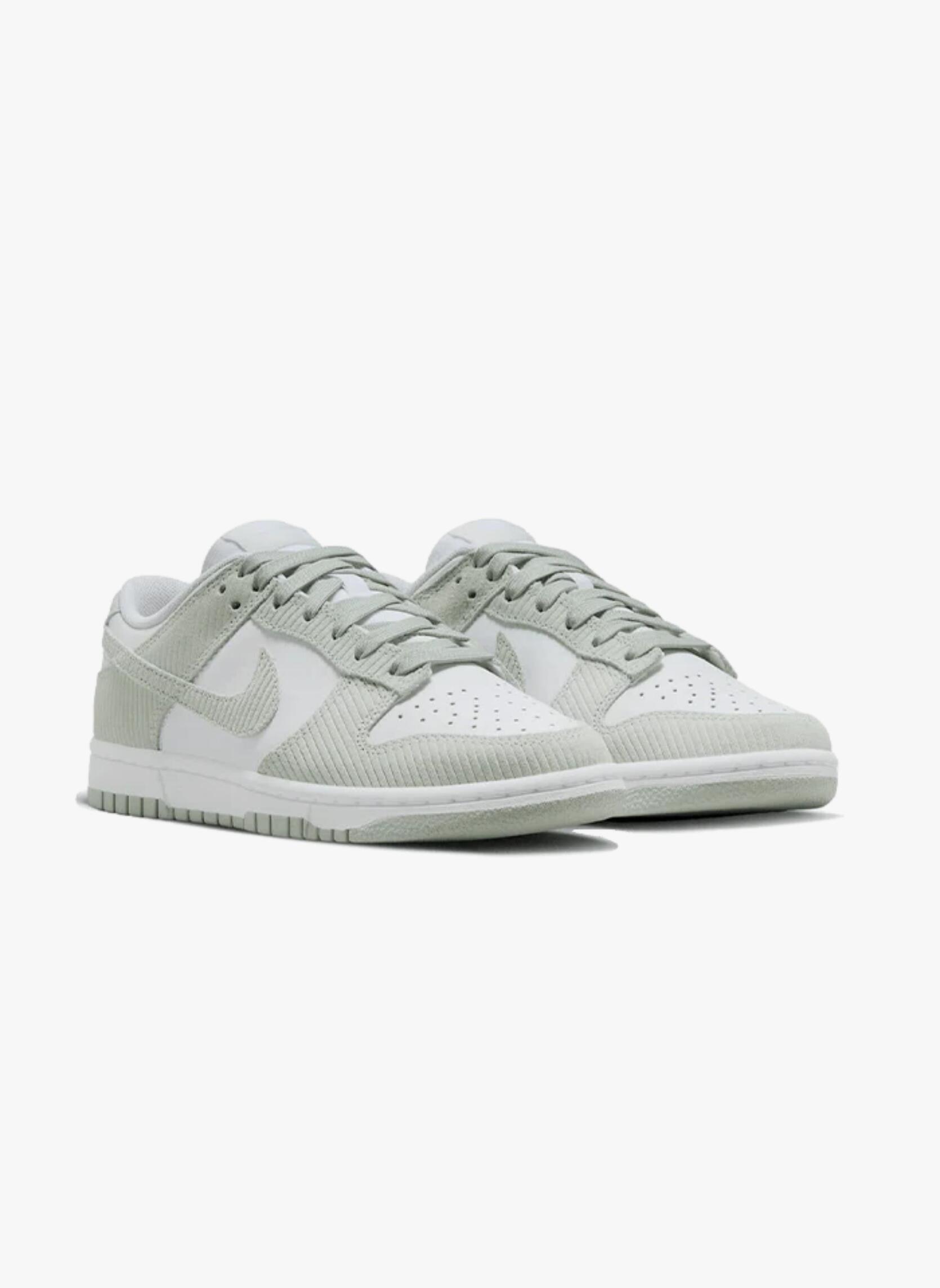 Dunk Low Grey Corduroy 4/5