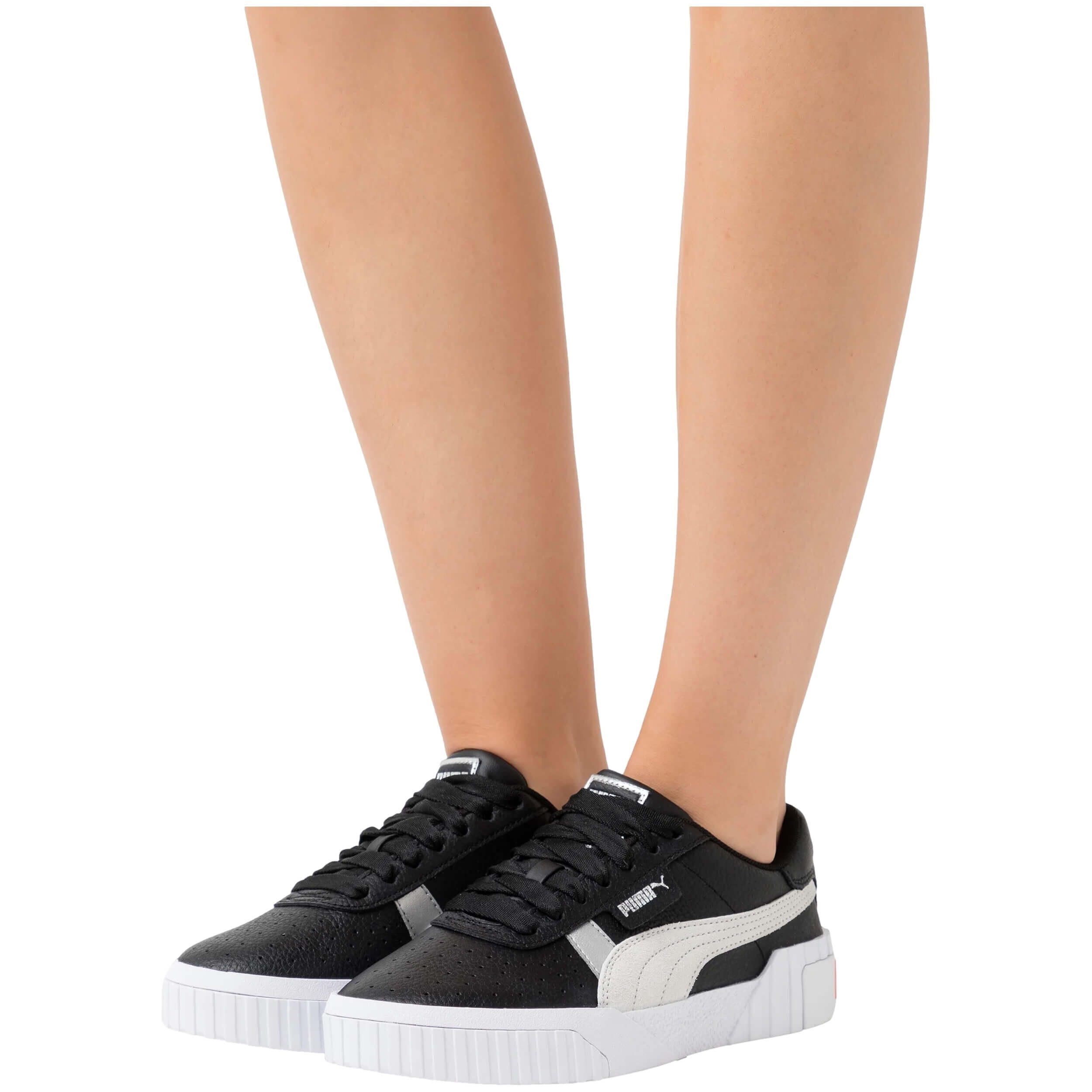 Baskets Puma modèle 37410902 pour femmes 1/5
