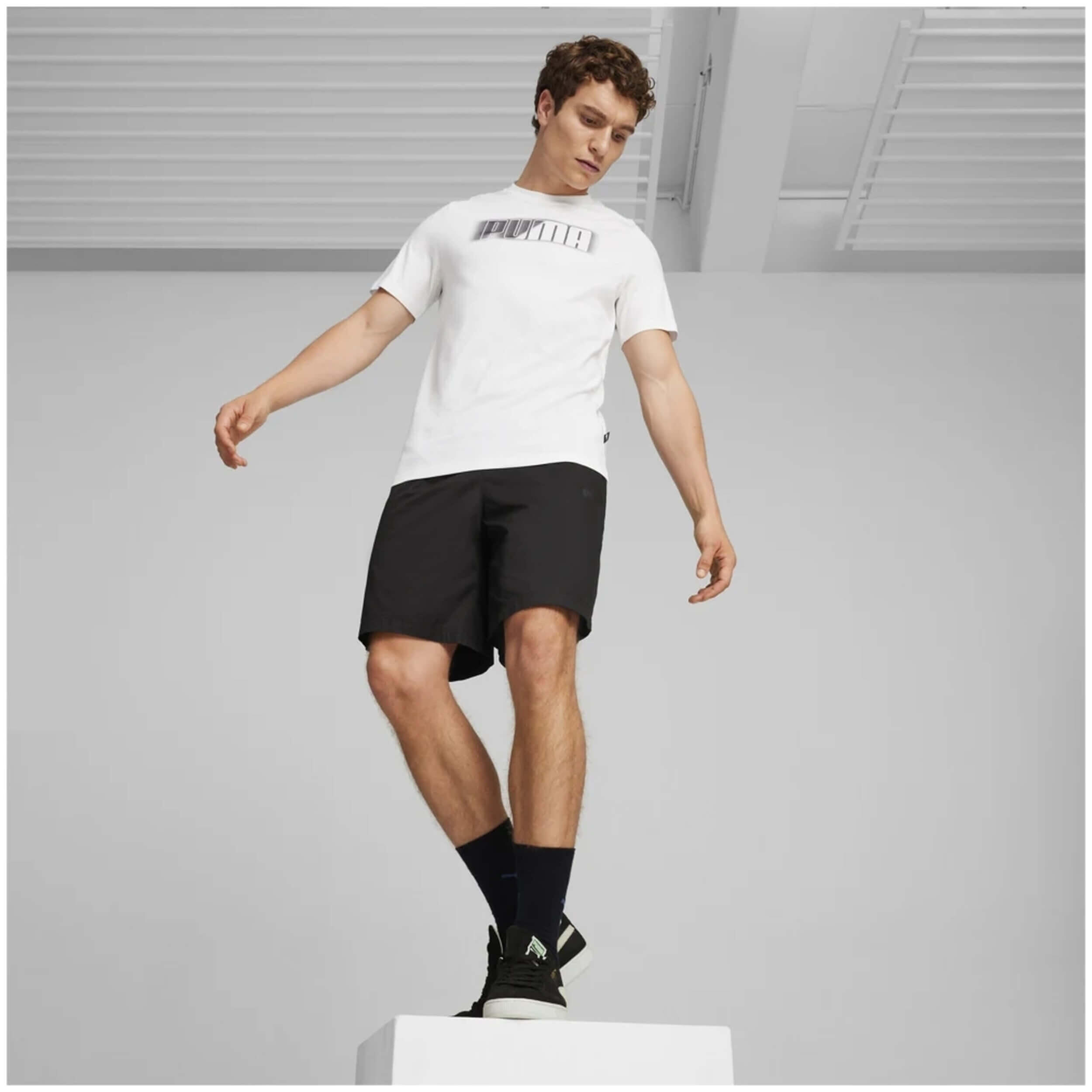 Pantaloncini Puma Ess Chino per uomini 2/5