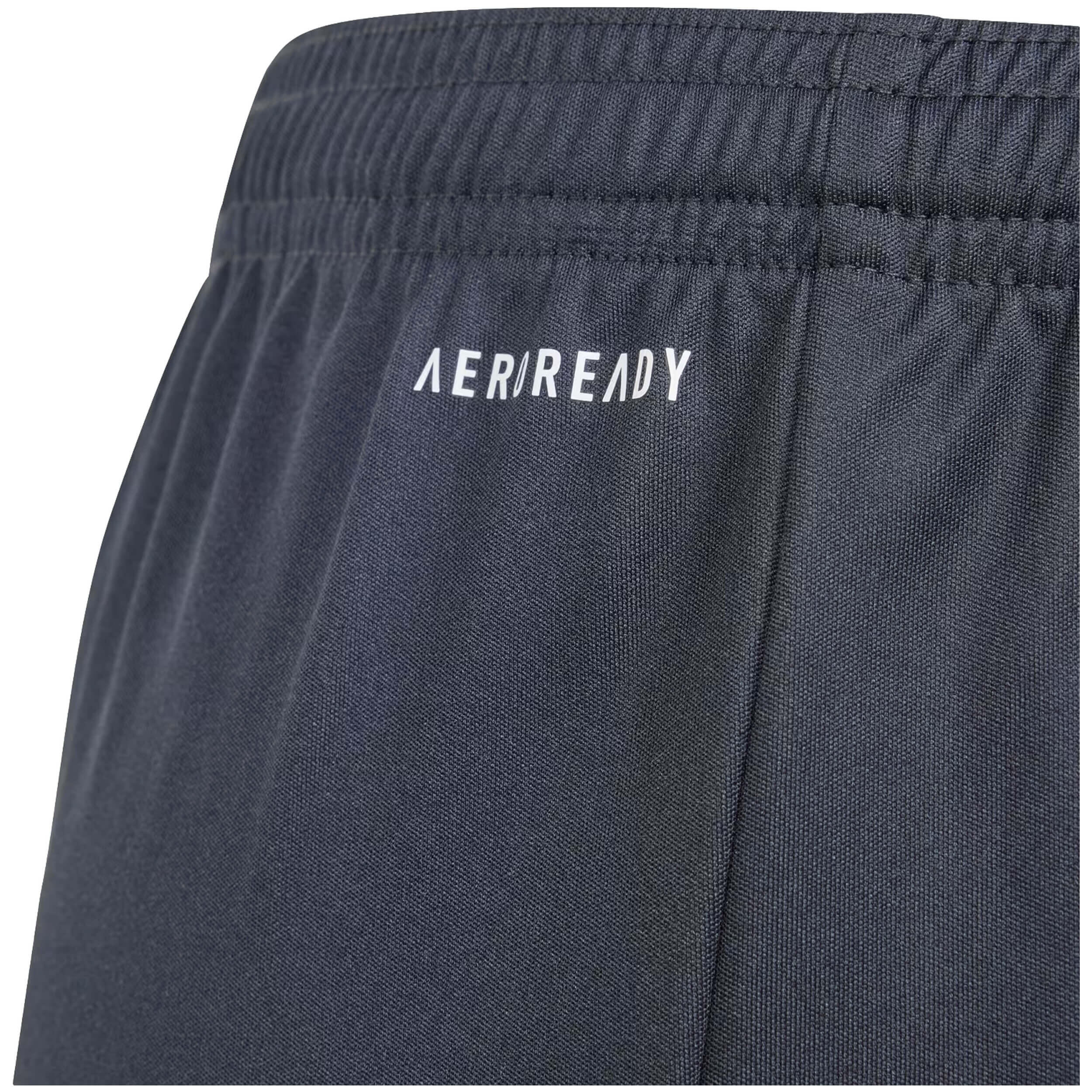 Short Adidas modèle IP3983 pour enfants 4/5