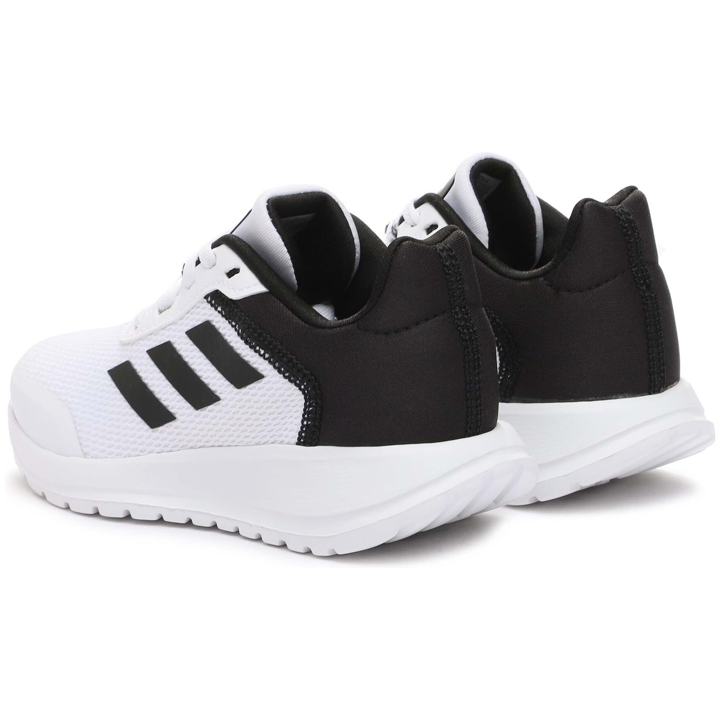 Baskets Adidas modèle IF0348 pour enfants 3/5