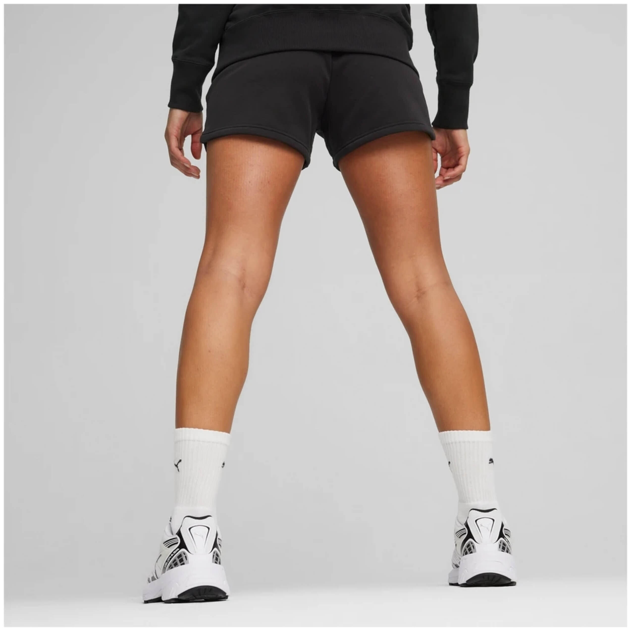 Calções Puma modelo 624236-01 para mulheres 5/5