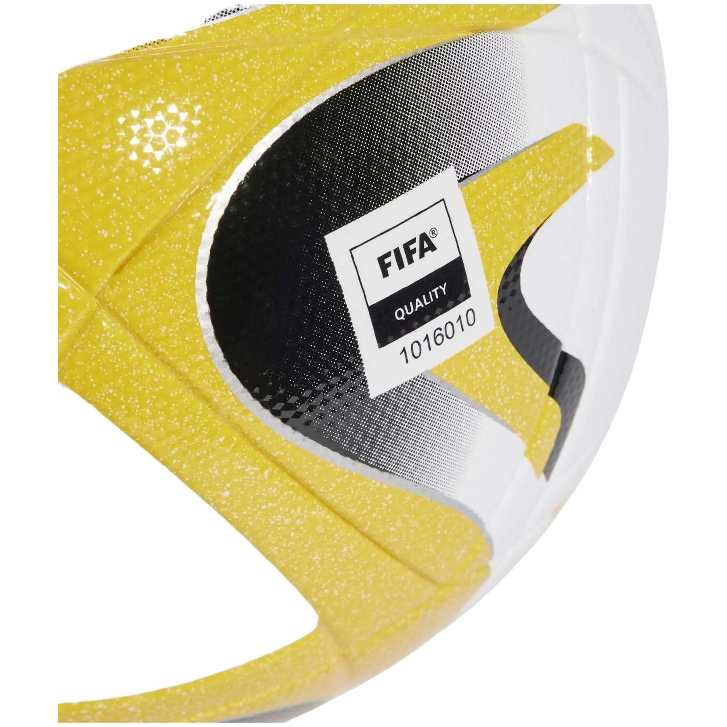 Pallone da calcio Adidas modello JE3195 per unisex 3/5