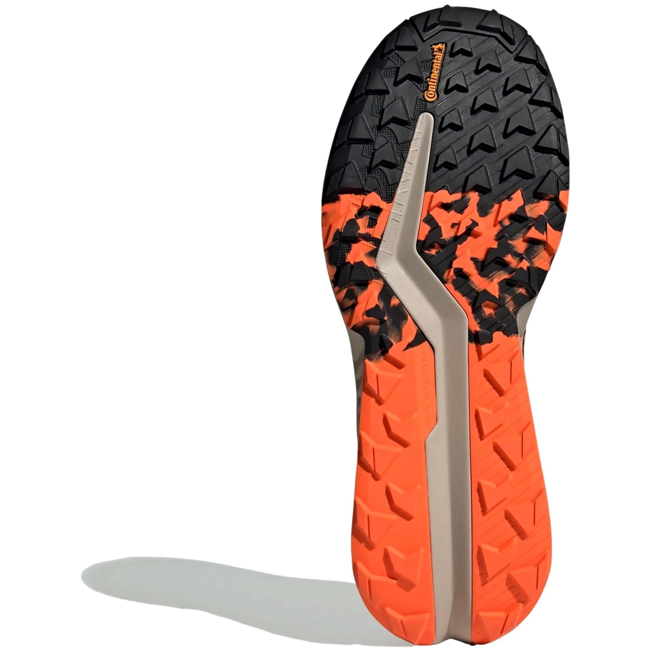 Zapatillas Adidas modelo IF5007 para hombre 4/5