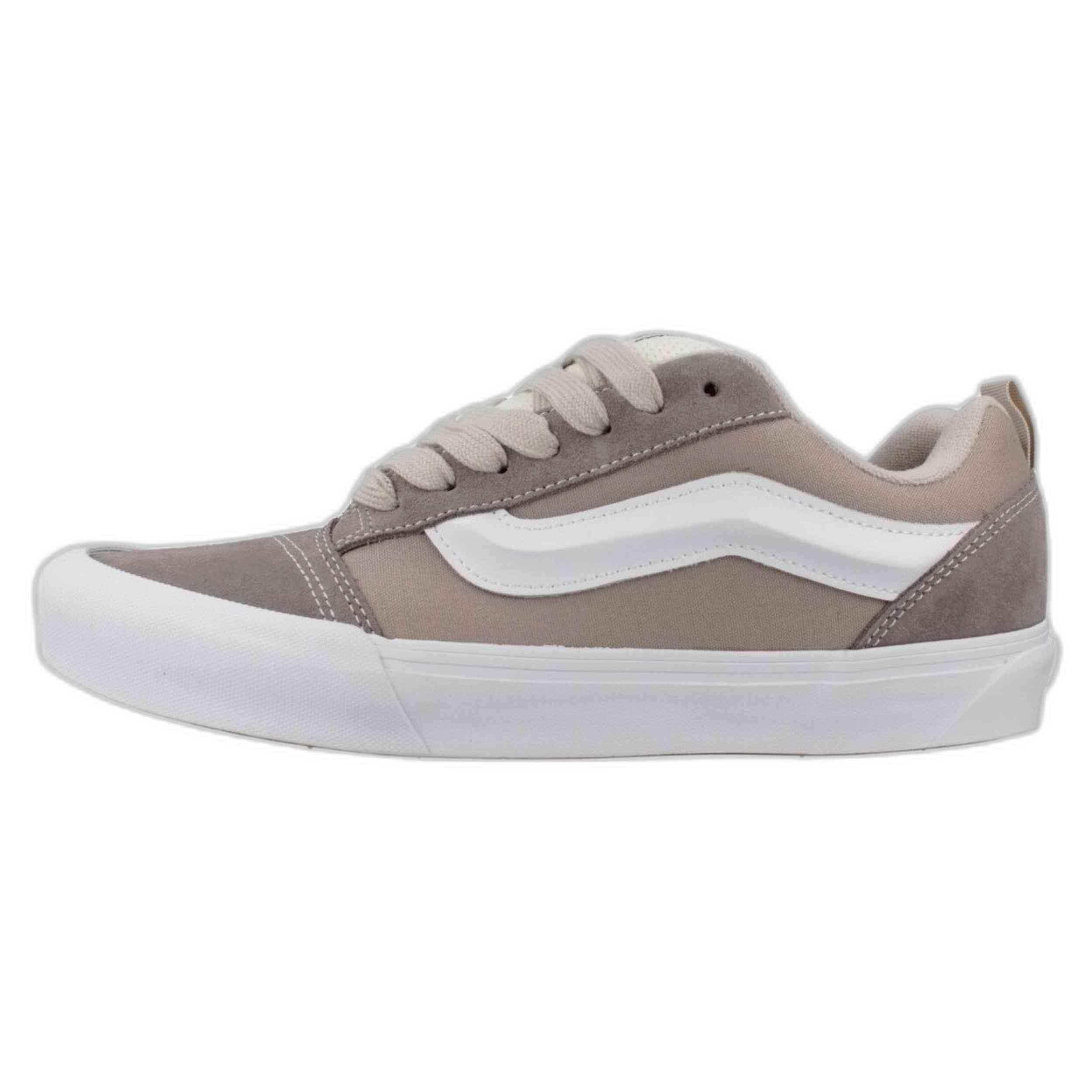 Baskets Vans modèle VN000CS0BGG1 pour femmes 2/5