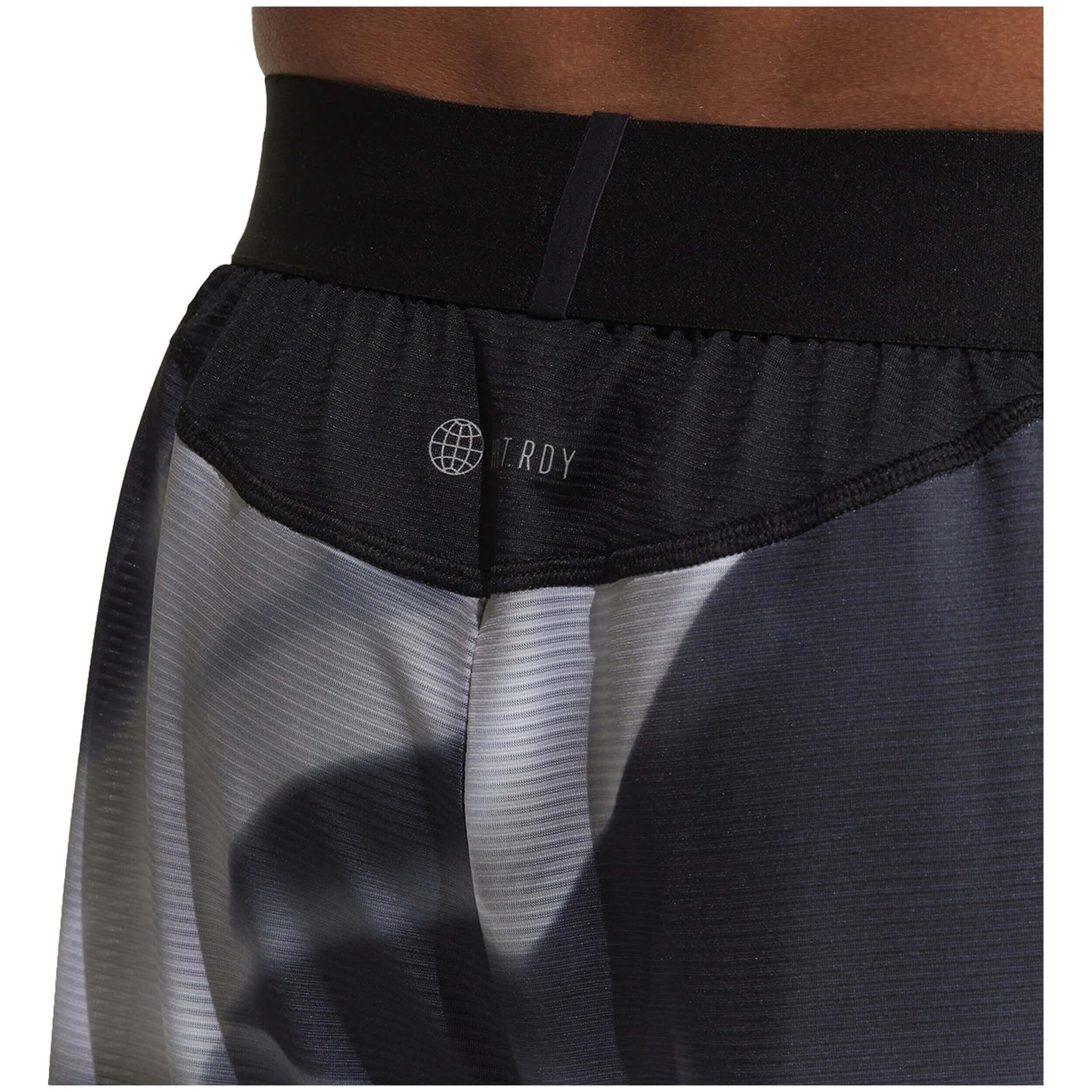 Pantaloncini Adidas modello IC2039 per uomini 3/5