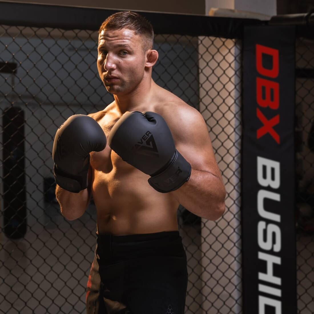 Rękawice bokserskie sparingowe DBX Bushido TAVER 6/7