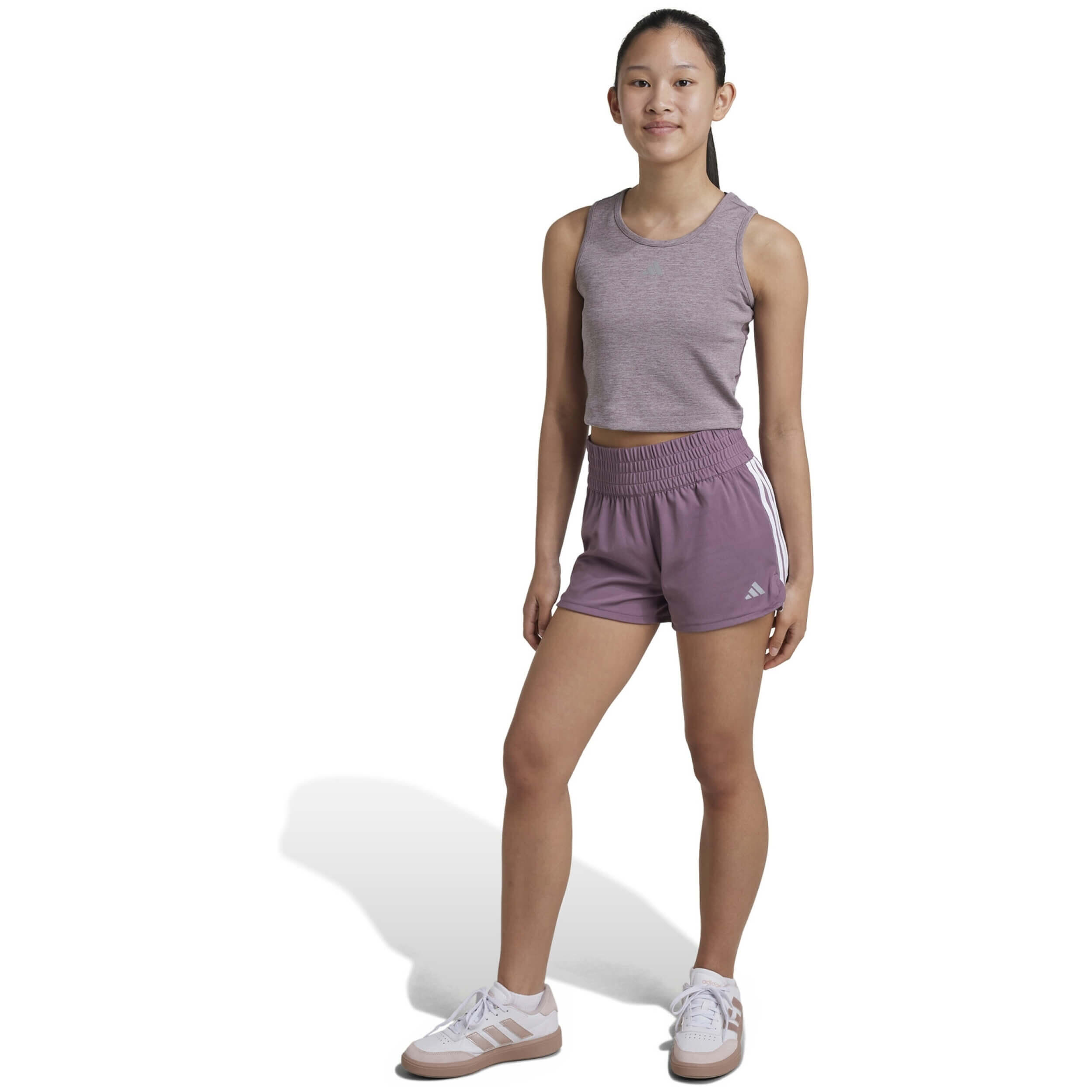 Pantaloncini Adidas modello IV9530 per ragazze 3/3
