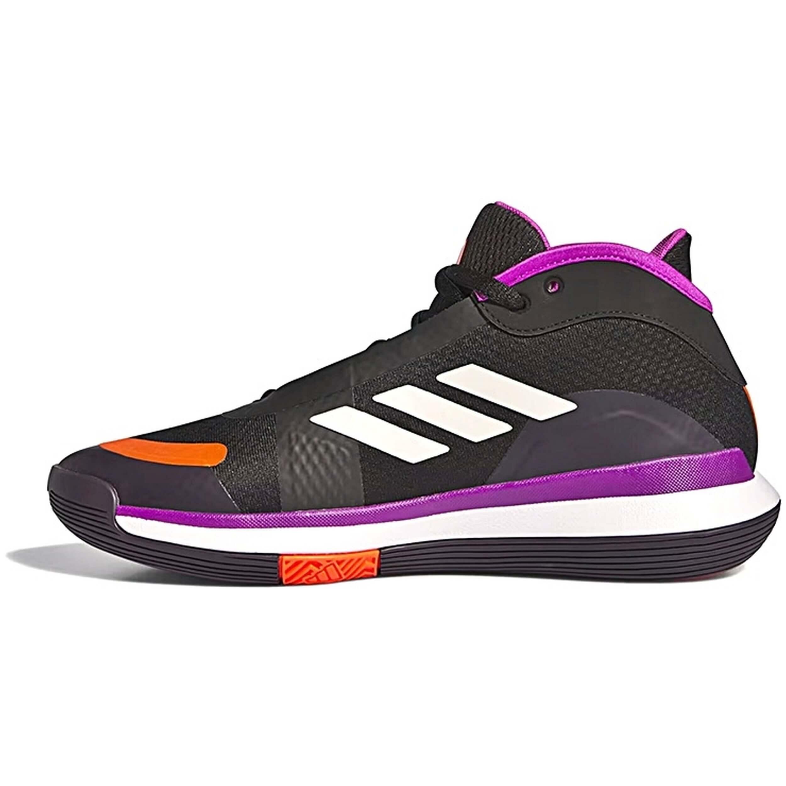 Basketballschuhe Adidas Modell IG6630 für unisex 4/5