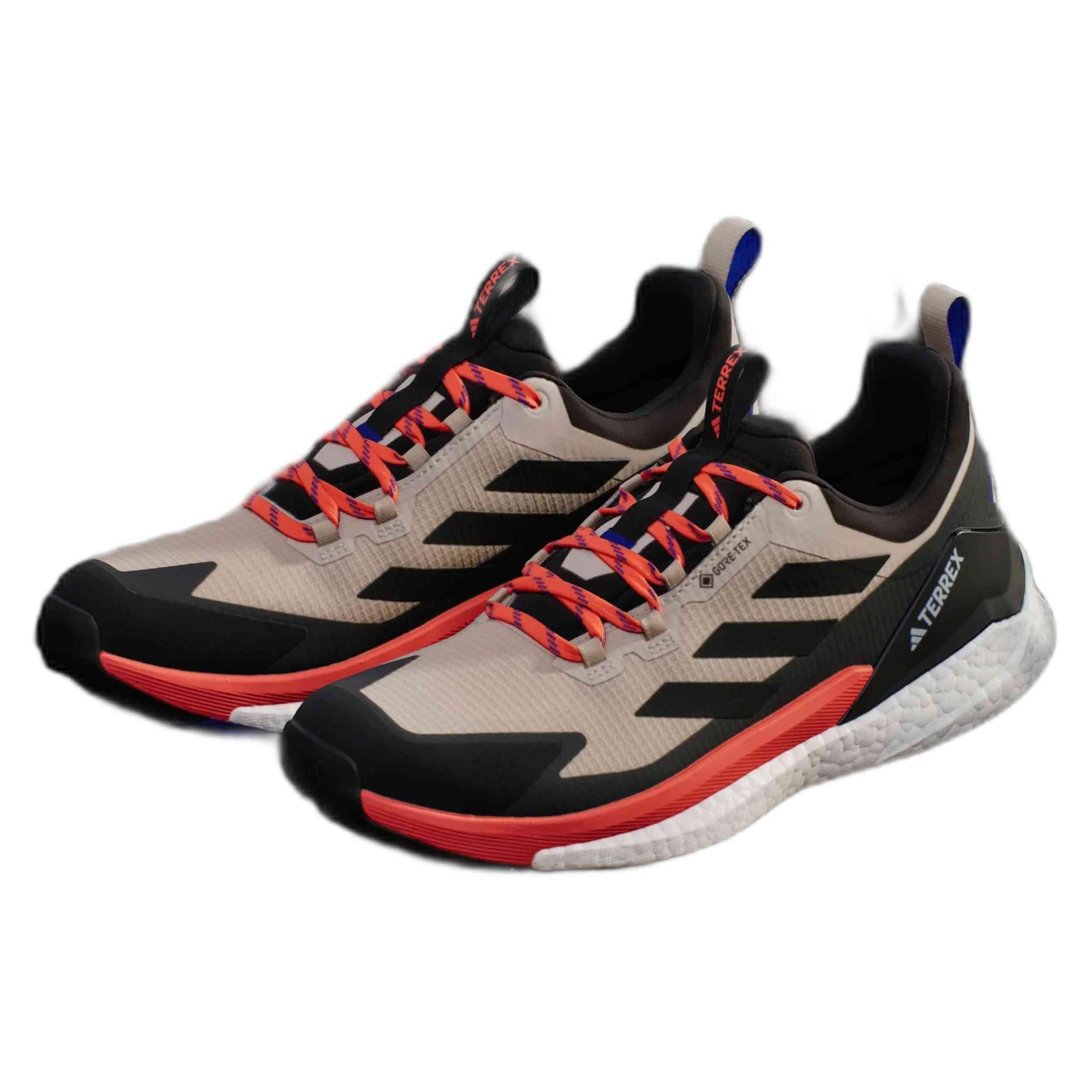 Zapatillas de trekking Adidas modelo IH3536 para hombre 5/5