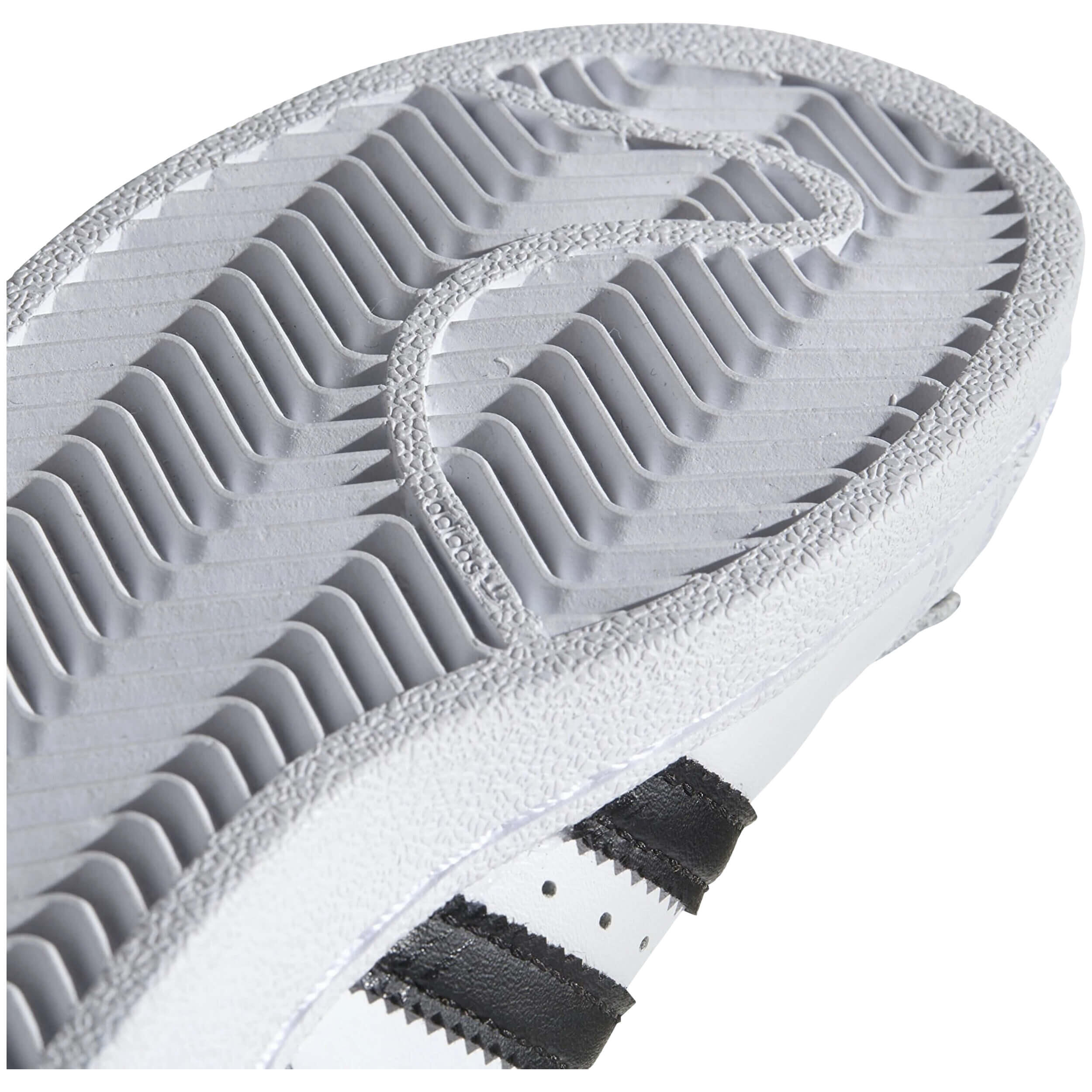 Baskets Adidas modèle BA8378 pour enfants 3/5