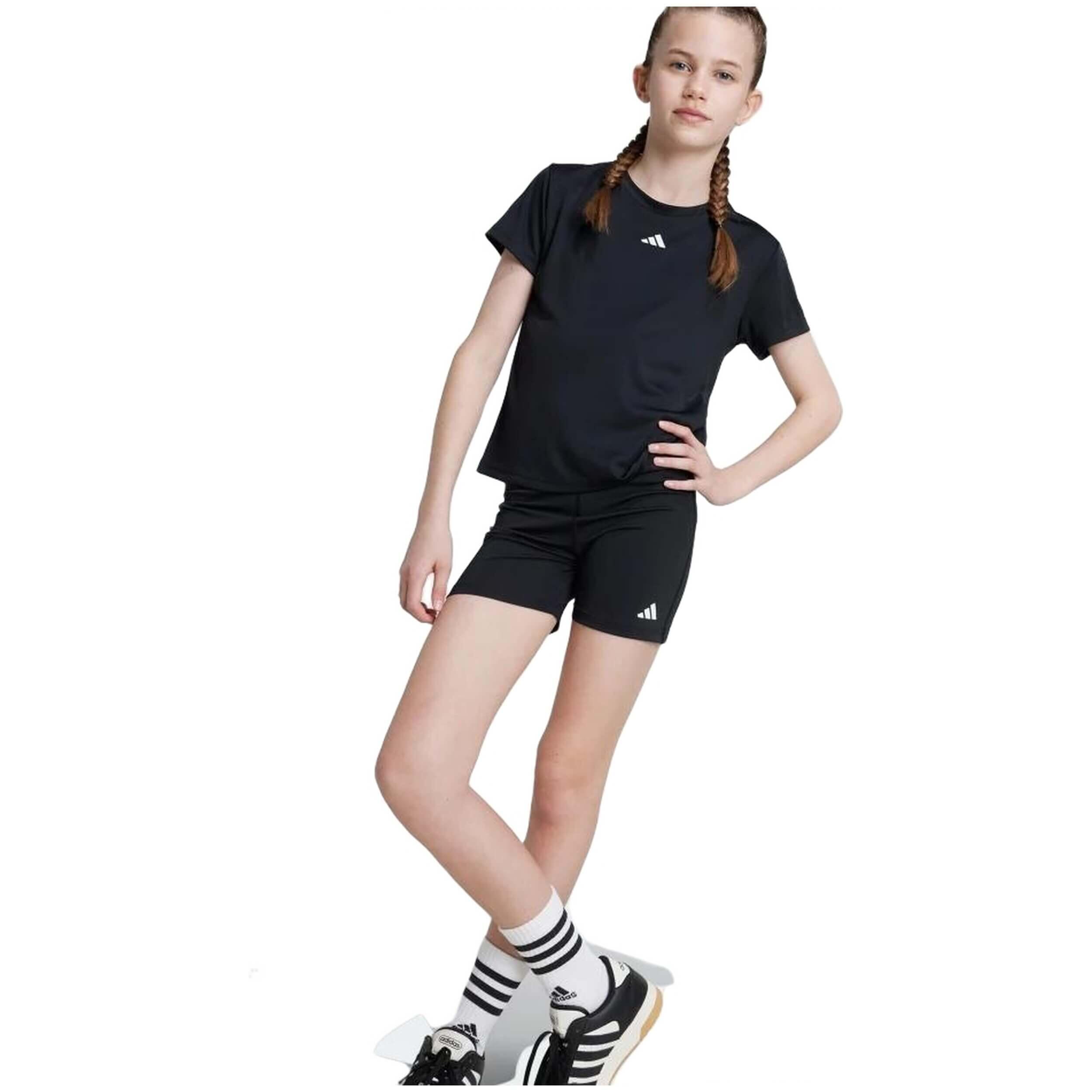 T-shirt Adidas modèle IV9592 pour filles 3/5