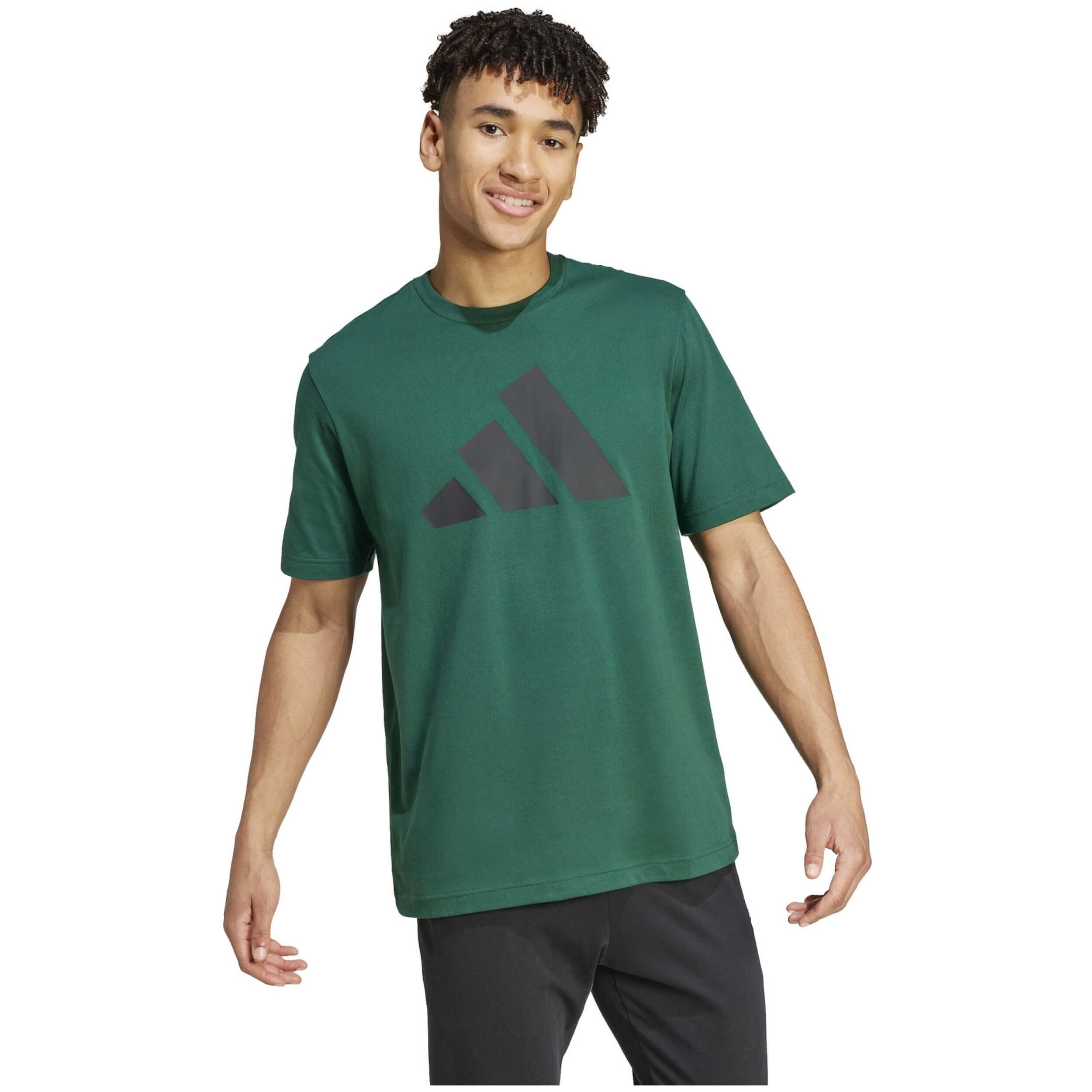 T-shirt Adidas modèle IY8585 pour homme 3/5