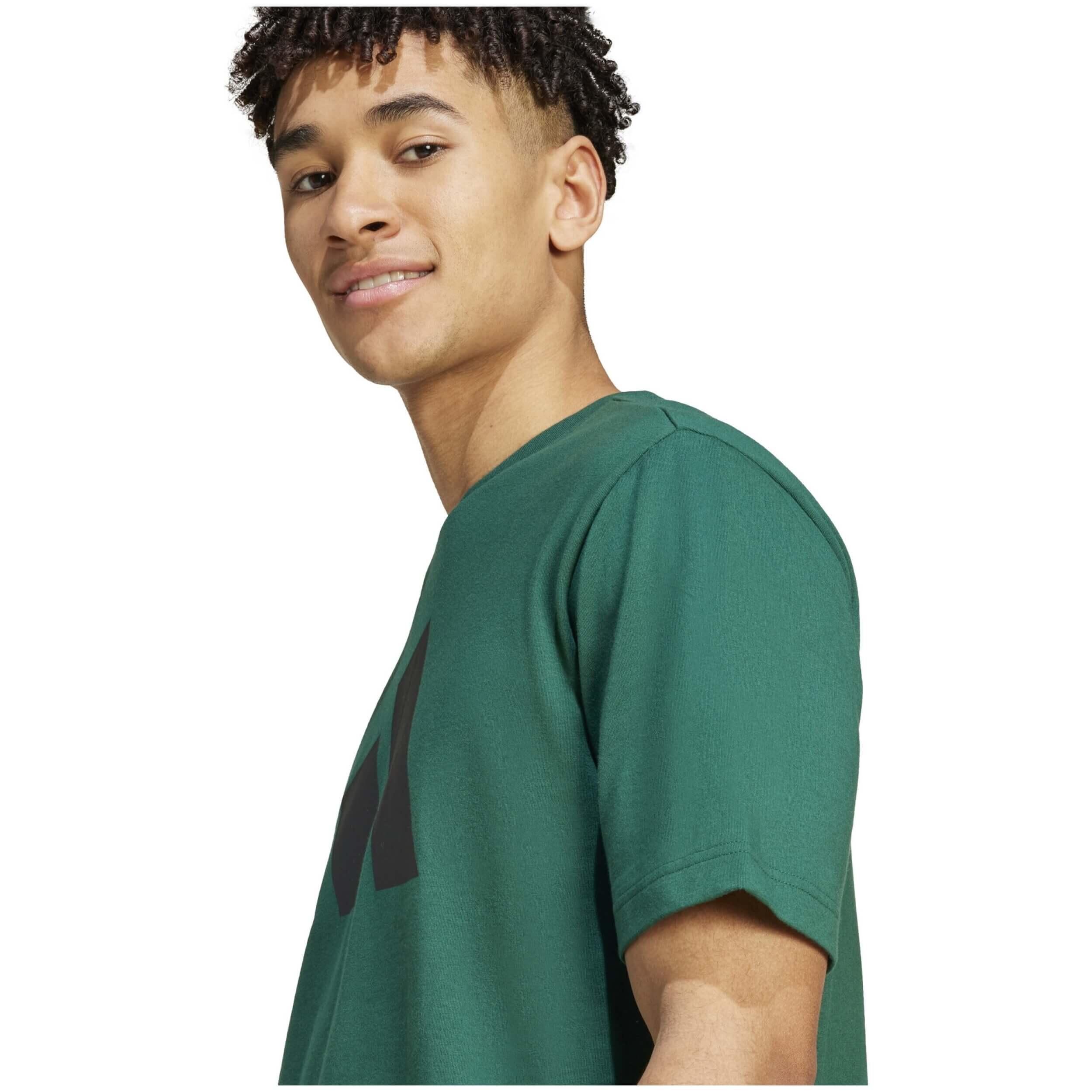 T-shirt Adidas modèle IY8585 pour homme 5/5
