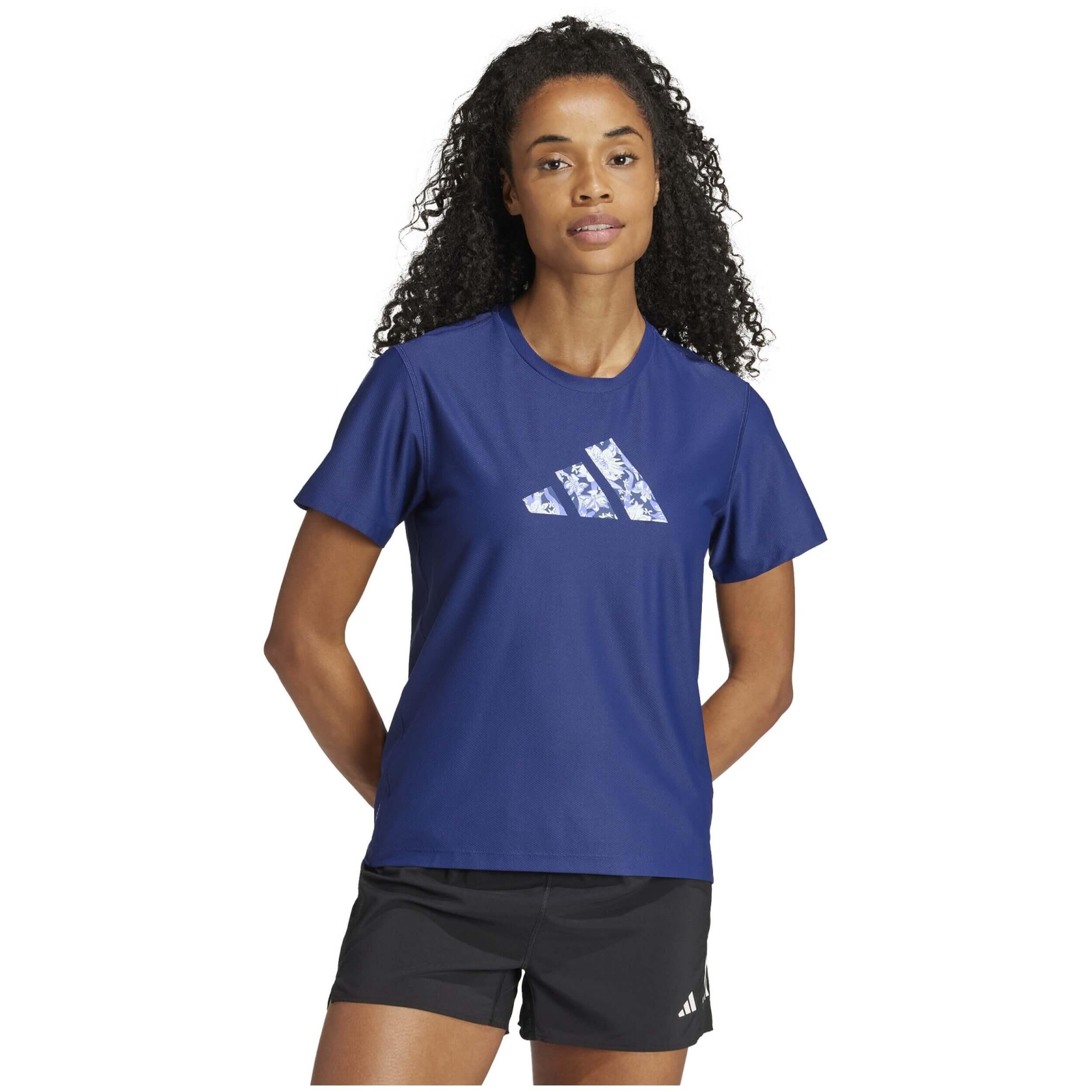 T-shirt Adidas modèle IZ0185 pour femmes 2/5