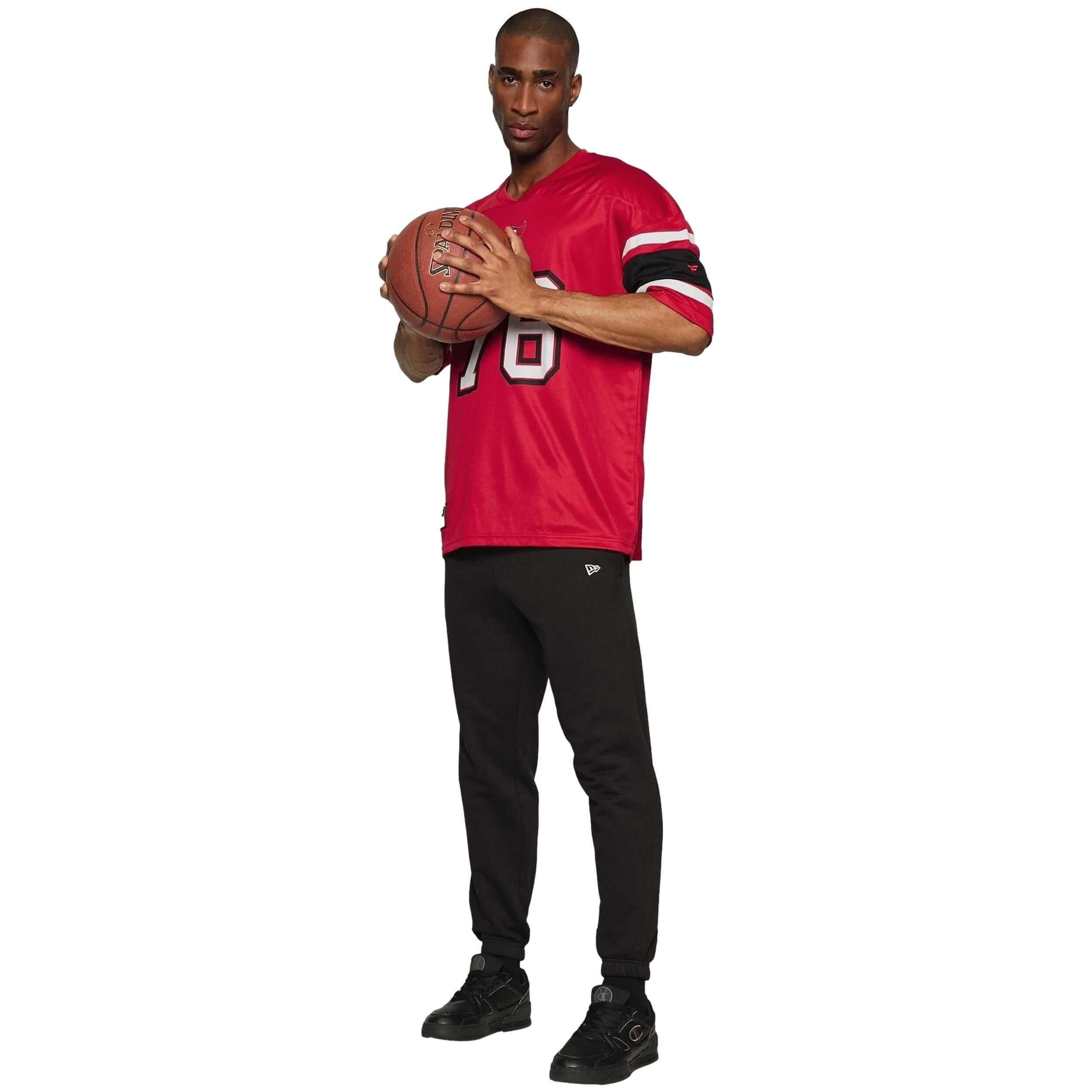 Camiseta de futbol americano Fanatics modelo 6632MREDBUCFHE-RED para hombre 2/5