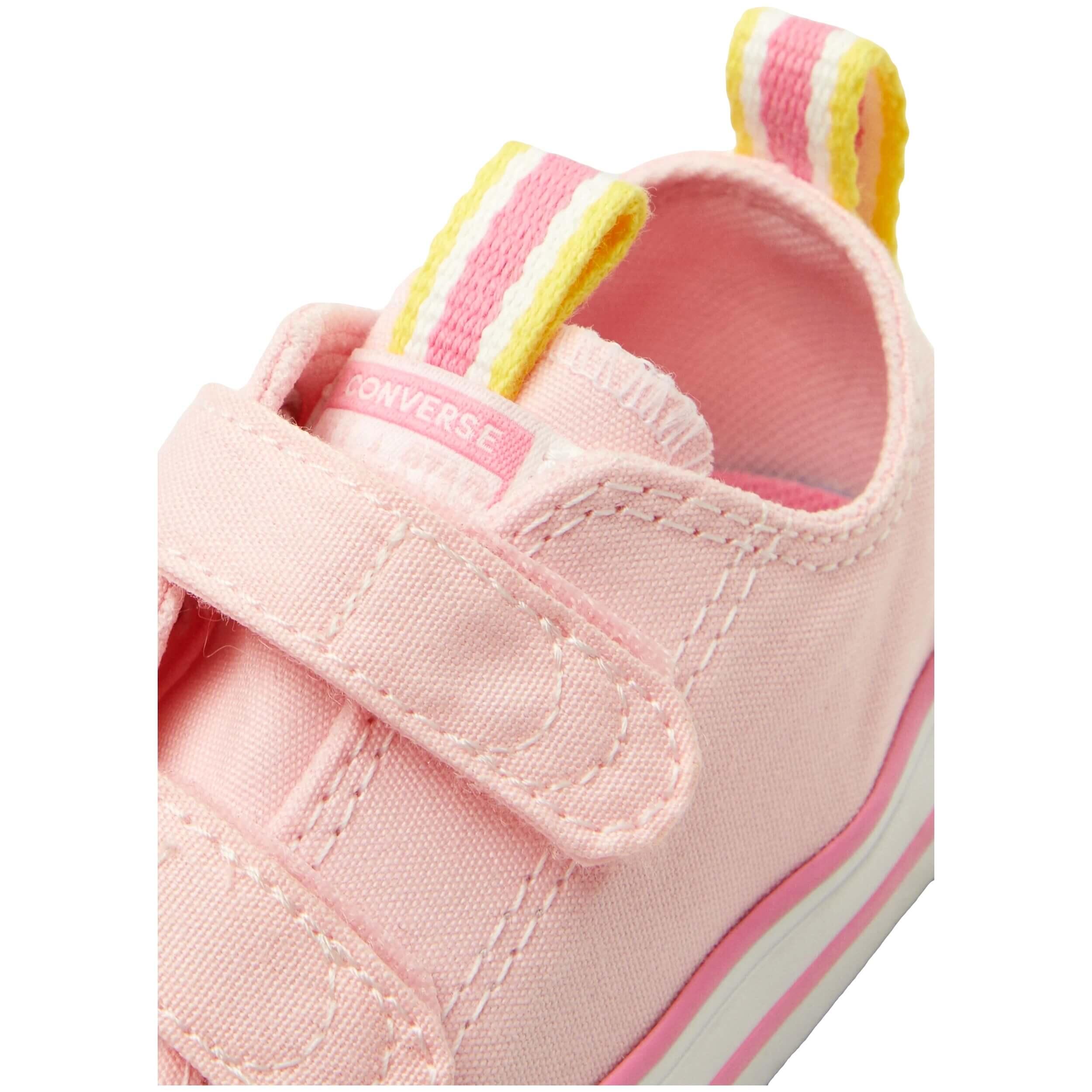 Baskets Converse modèle A04352C pour filles 6/6