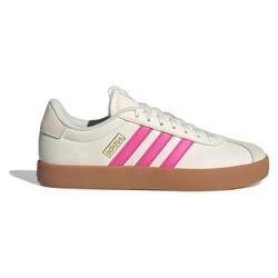 Baskets Adidas modèle JP5347 pour femmes