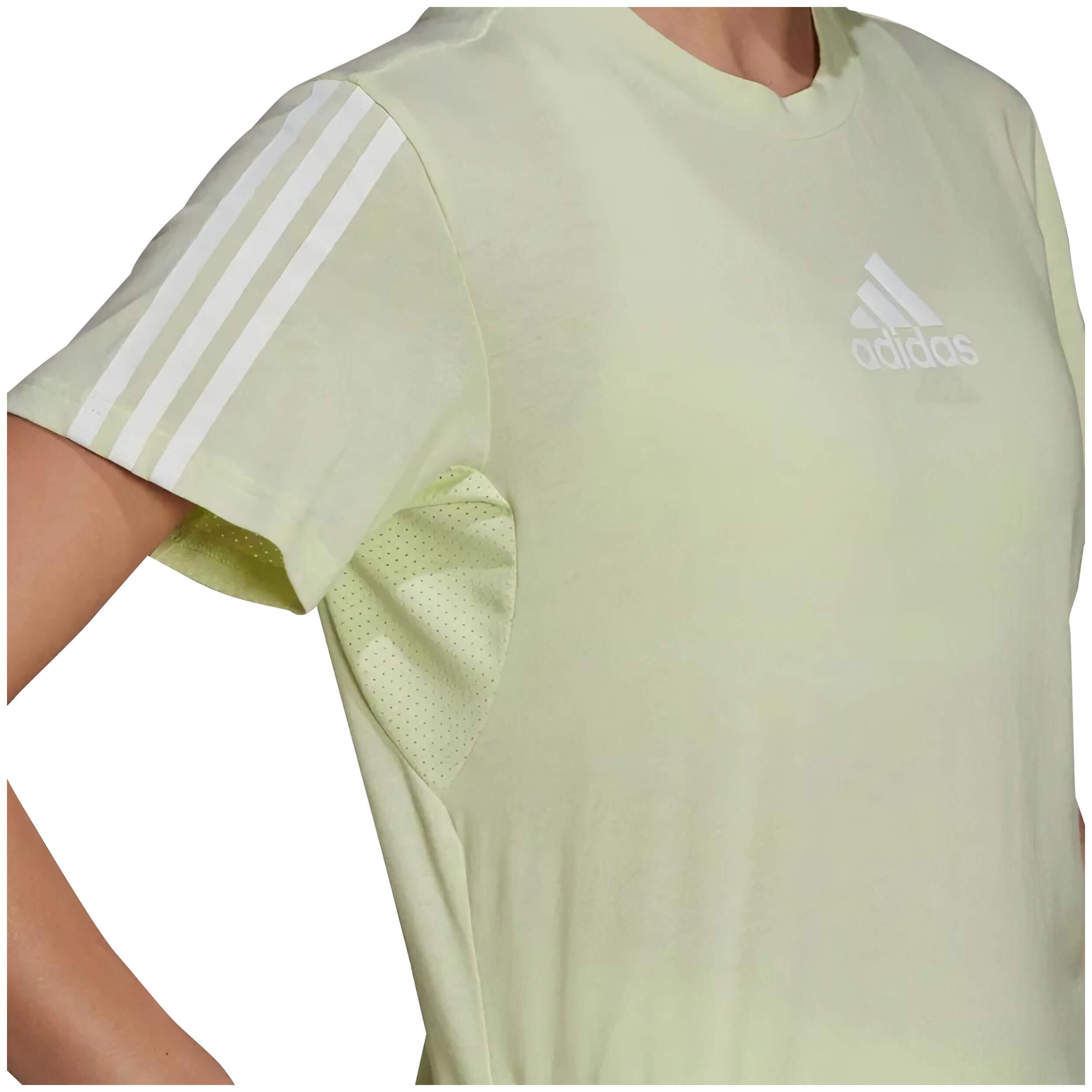 T-shirt Adidas modèle HD1724 pour femmes 4/5