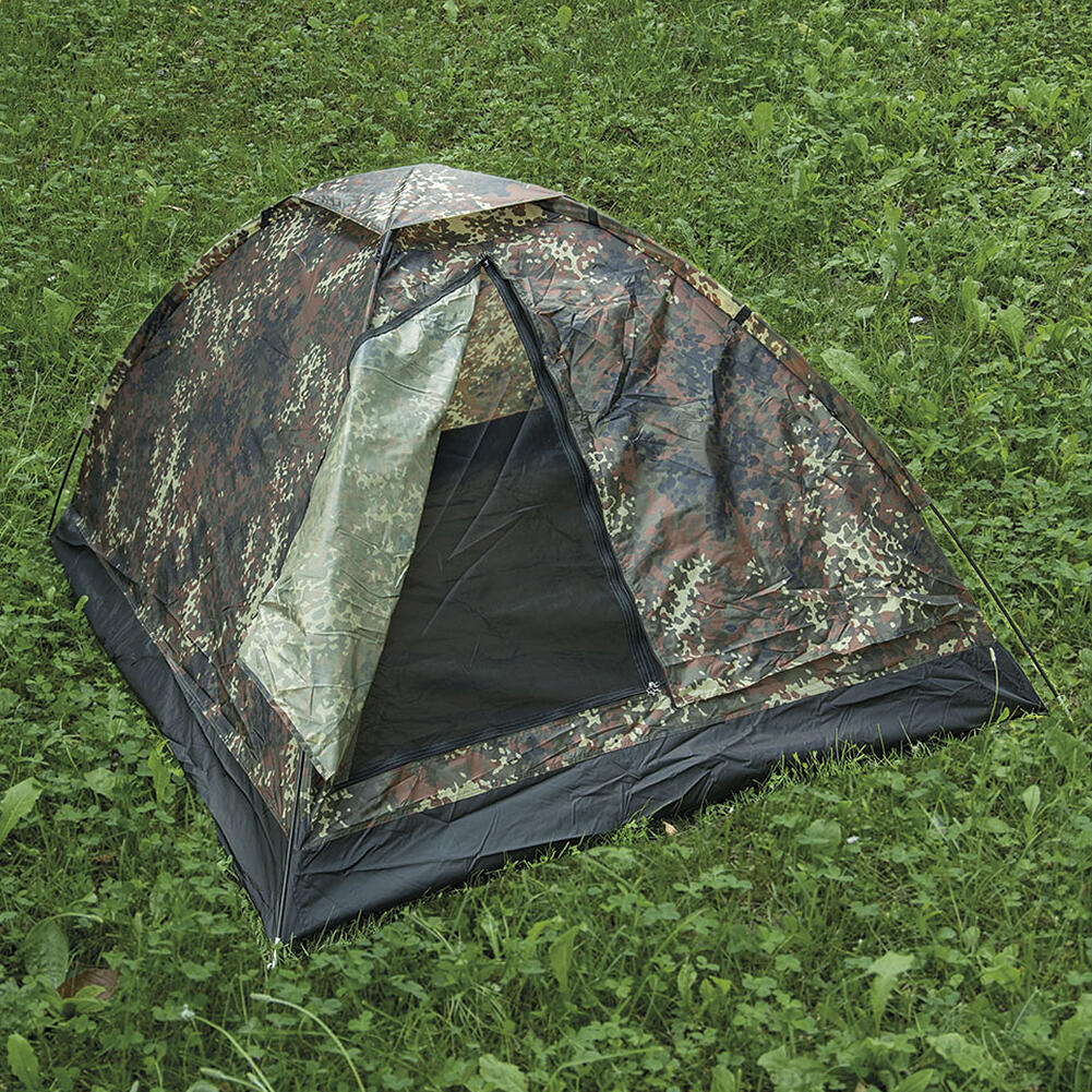 camouflage / dark green