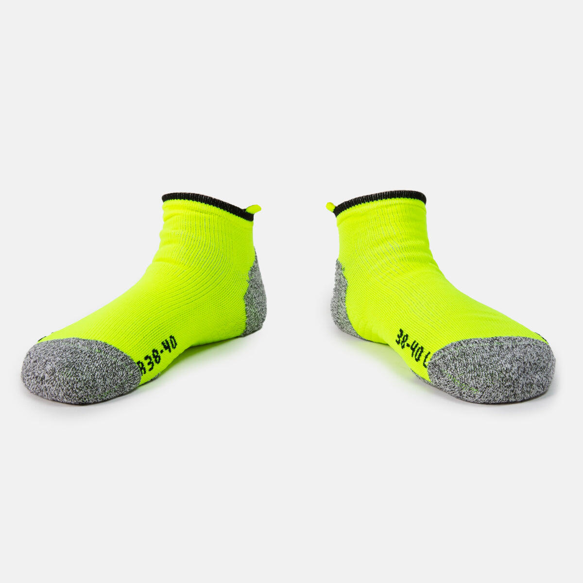 Izas OSEJA Unisex Multisport Socken 2er - Pack : Komfort , Style und Präzision 2/4