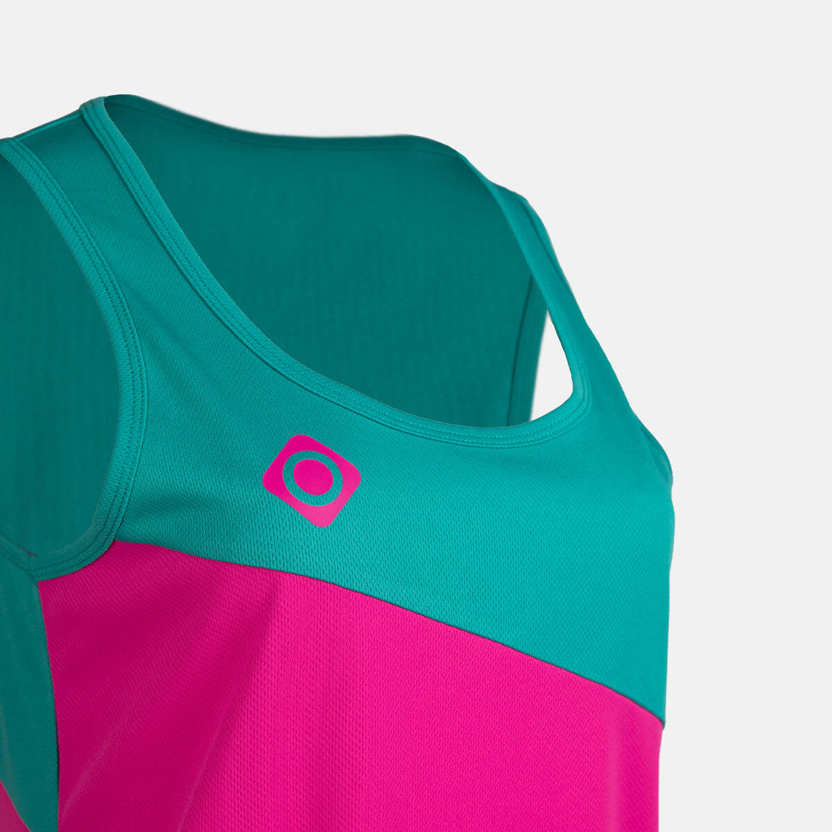 Izas ABI W V2 Technical Short Sleeve T - Shirt with DRY and Hydrospeed 3/4