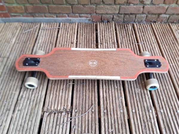 Entre Particuliers - Longboard Globe Geminon 35 Noyer Cacatoès 2/5