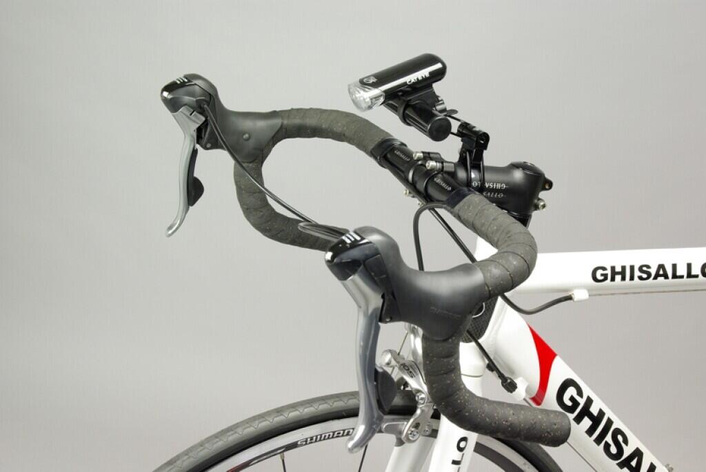 Minoura SwingGrip SWG-400 supporto manubrio Ø28–35 mm – nero. 3/4