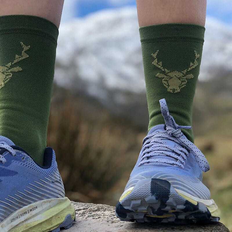 Chausettes de Running á compression moyenne VENATTUS MONTE vert-kiwi 3/3