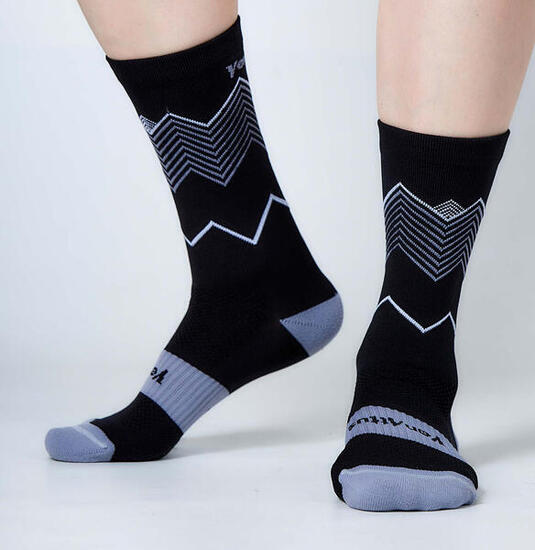 VENATTUS Calze Running e Trail a media compressione PIEJITU nero