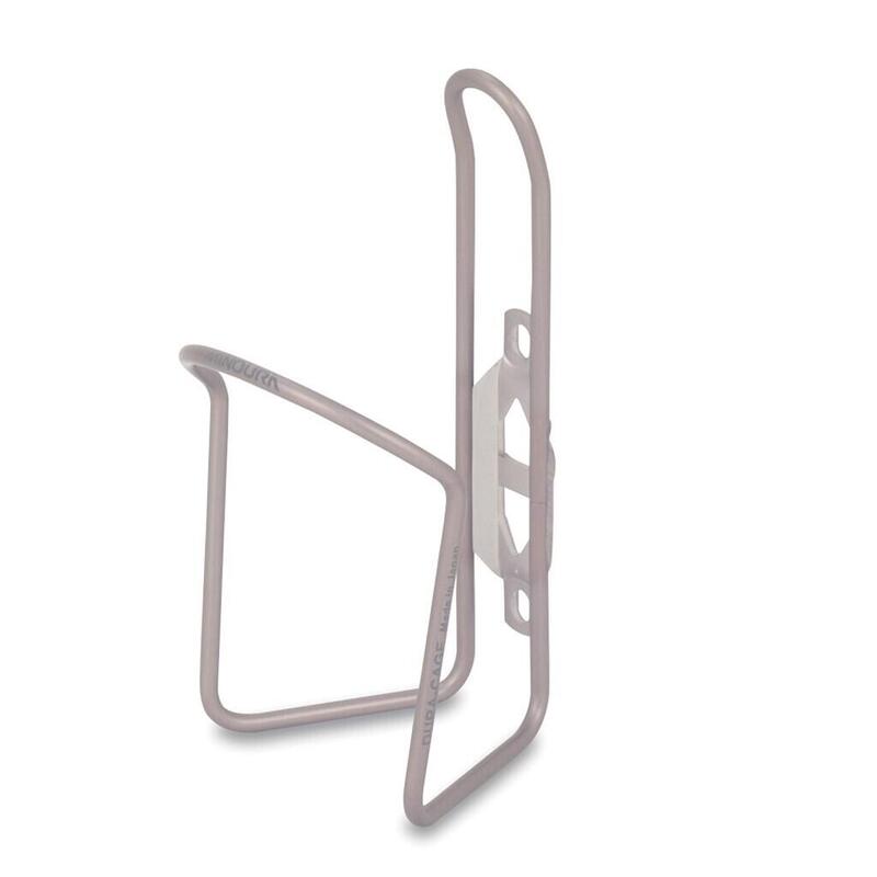 Support de Bidon Minoura AB100 en Titane - Léger et Durable      2399€    MINOURA Support de Bidon Minoura AB100 en Titane - Léger et DurableVendu exclusivement en ligne   