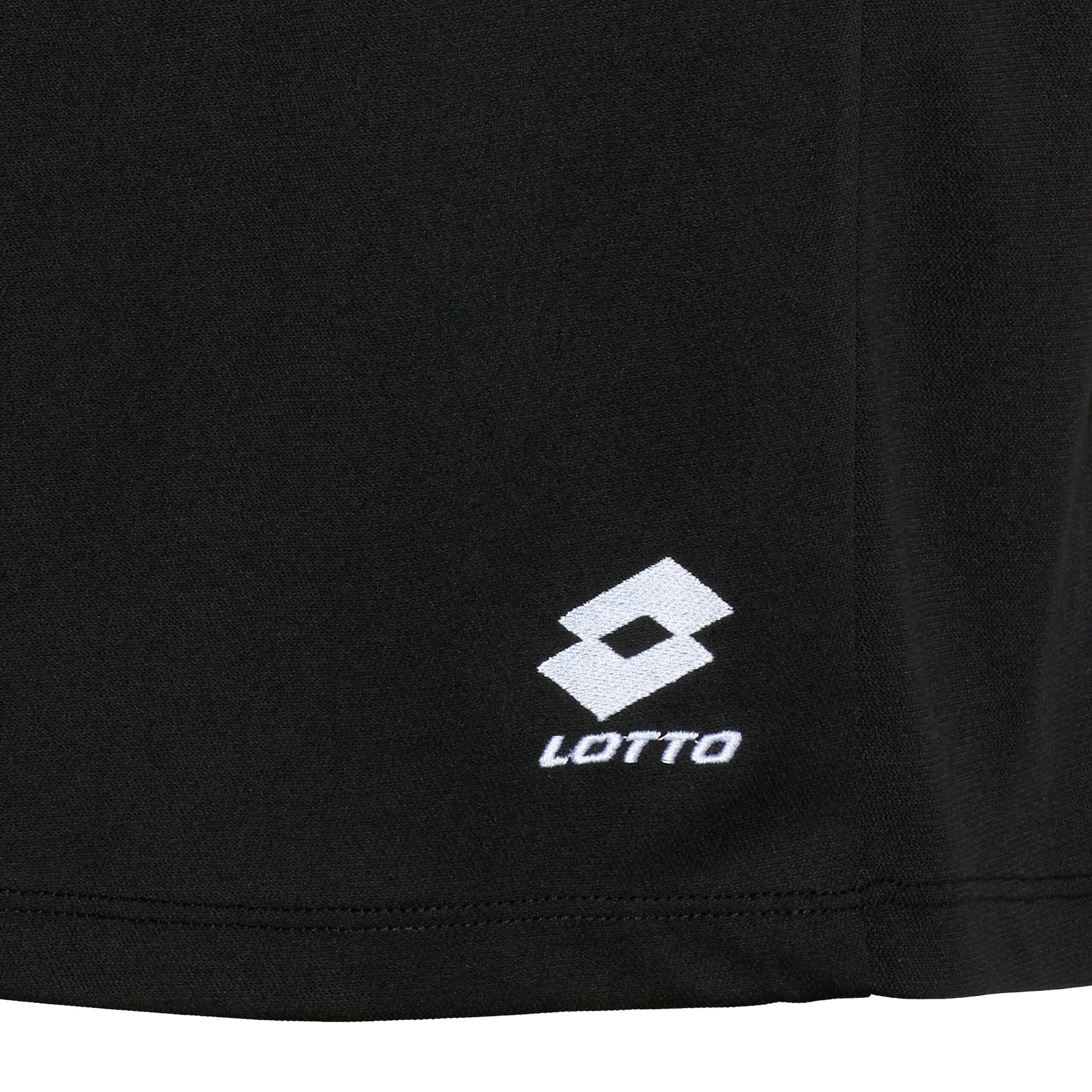 Herren Short mit dezenter Logostickerei 4/5