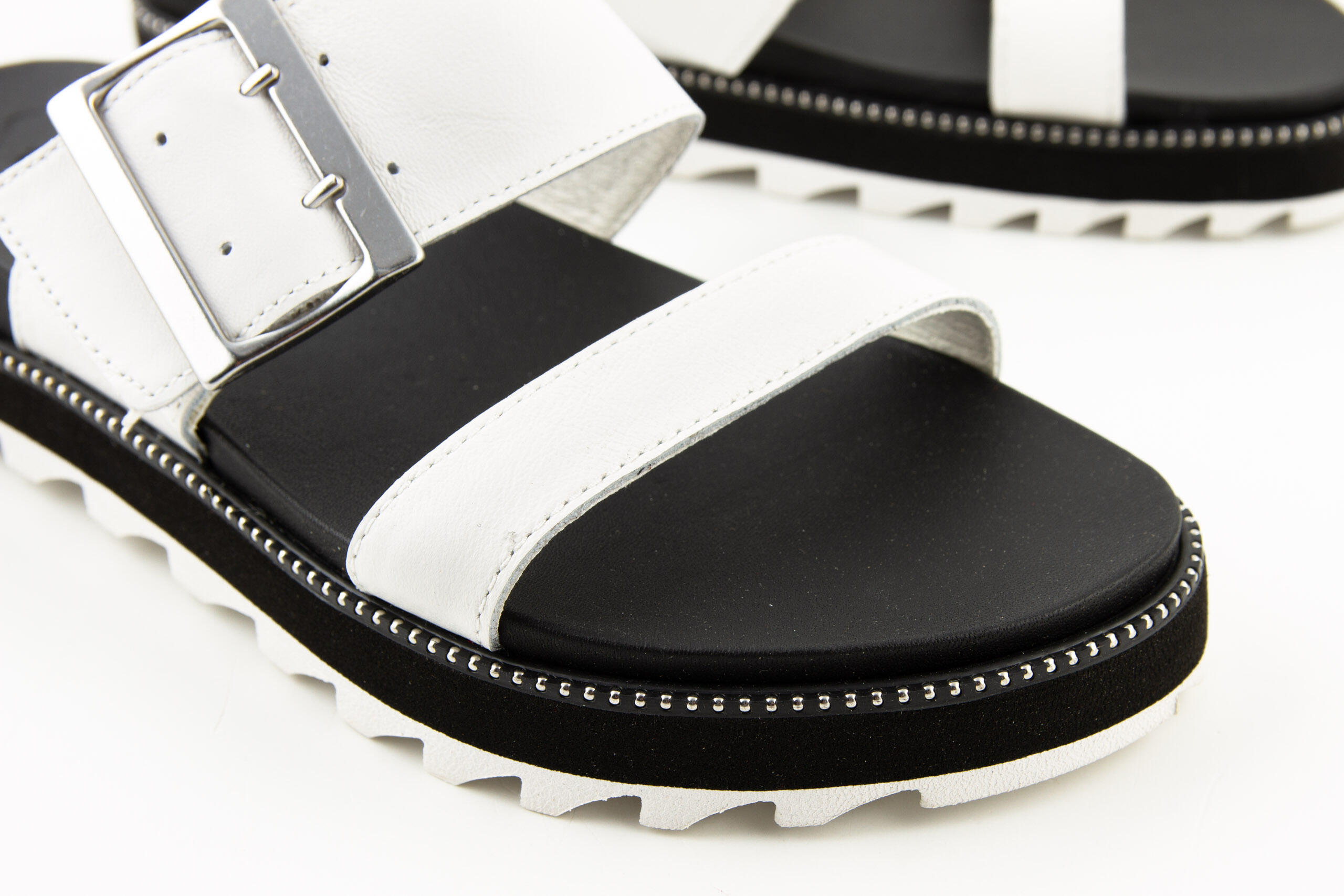 Chanclas Sorel Roaming de piel para mujer 5/7
